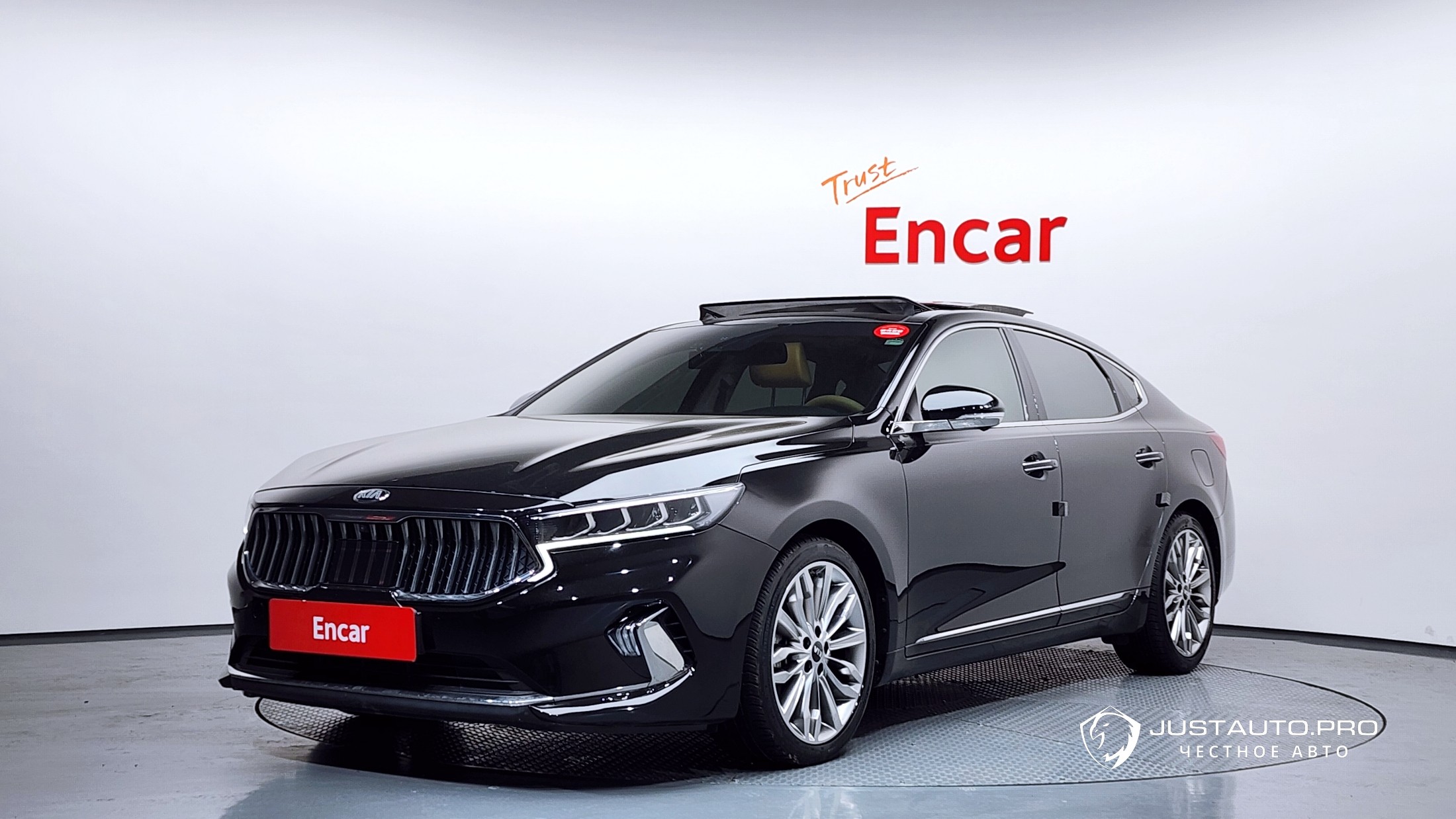 Автомобиль Kia K7