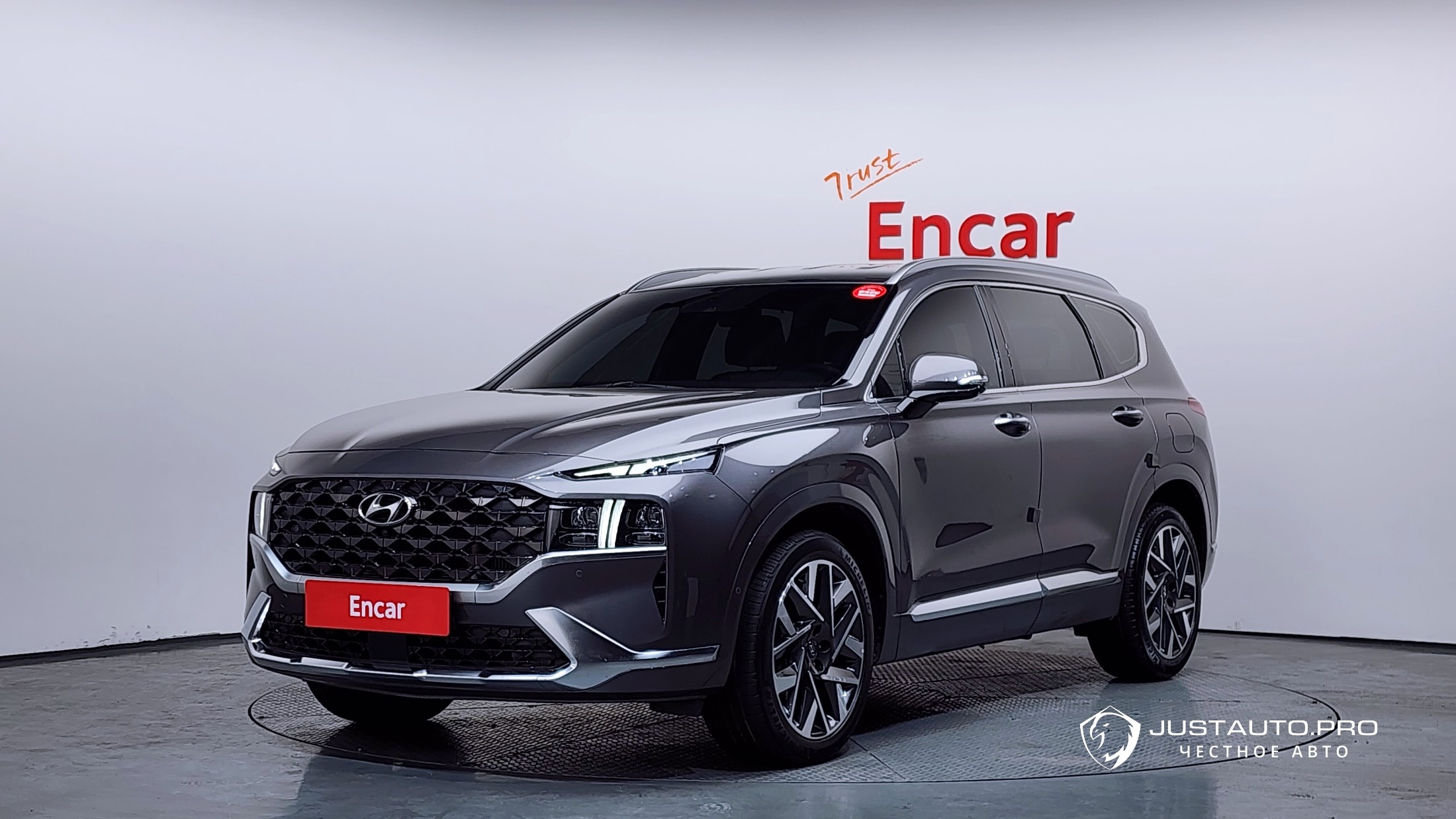 Автомобиль Hyundai Santafe