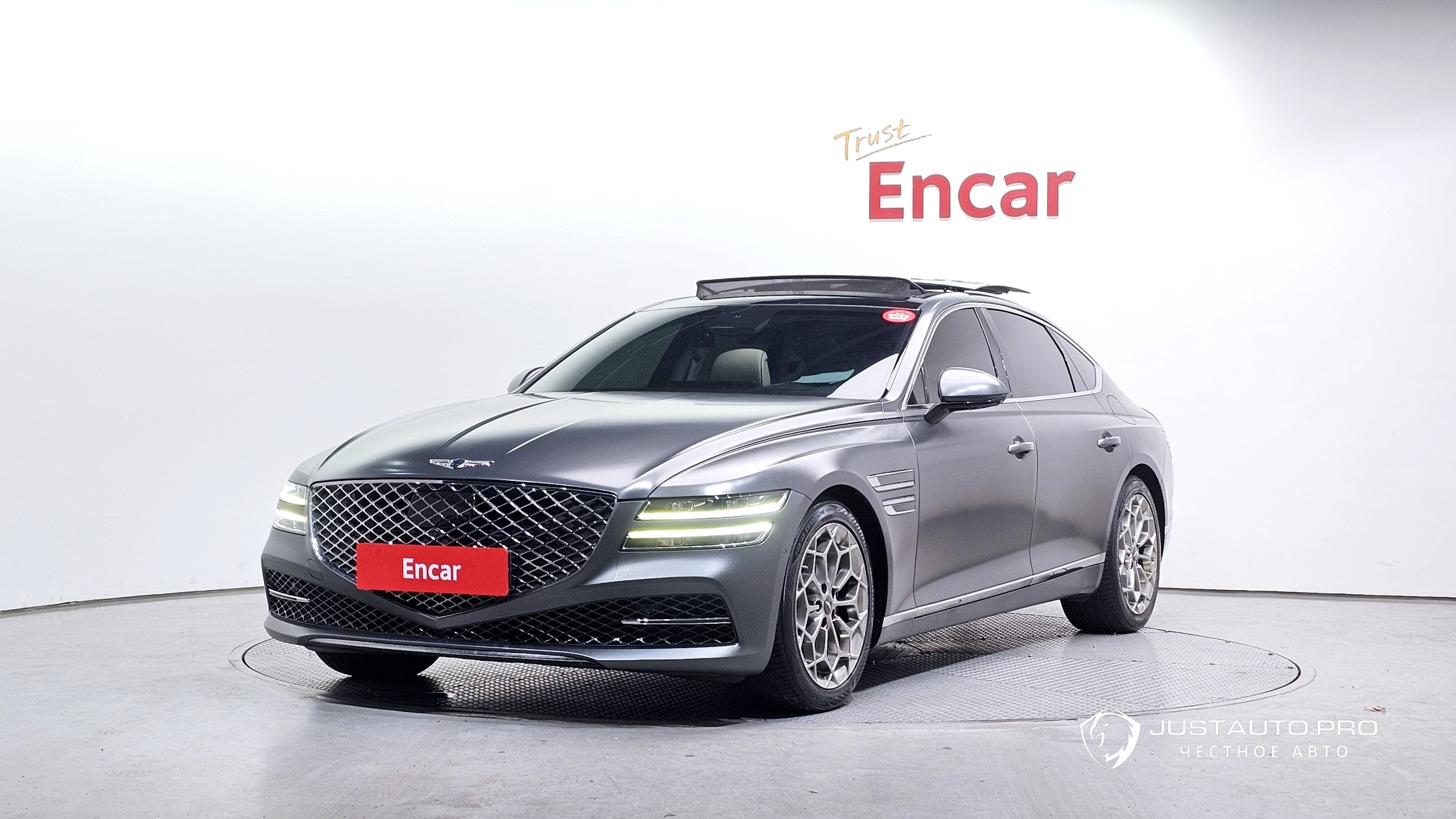 Автомобиль Genesis G80