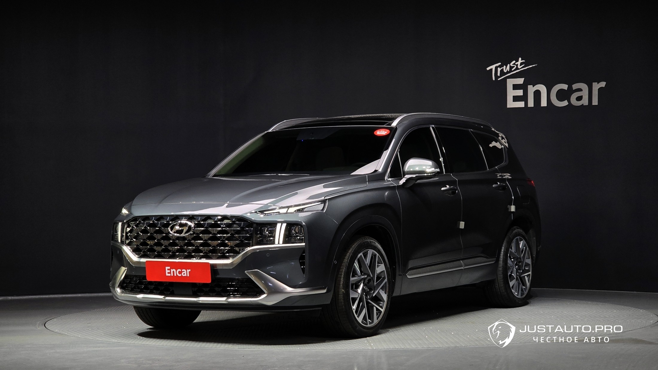 Автомобиль Hyundai Santafe