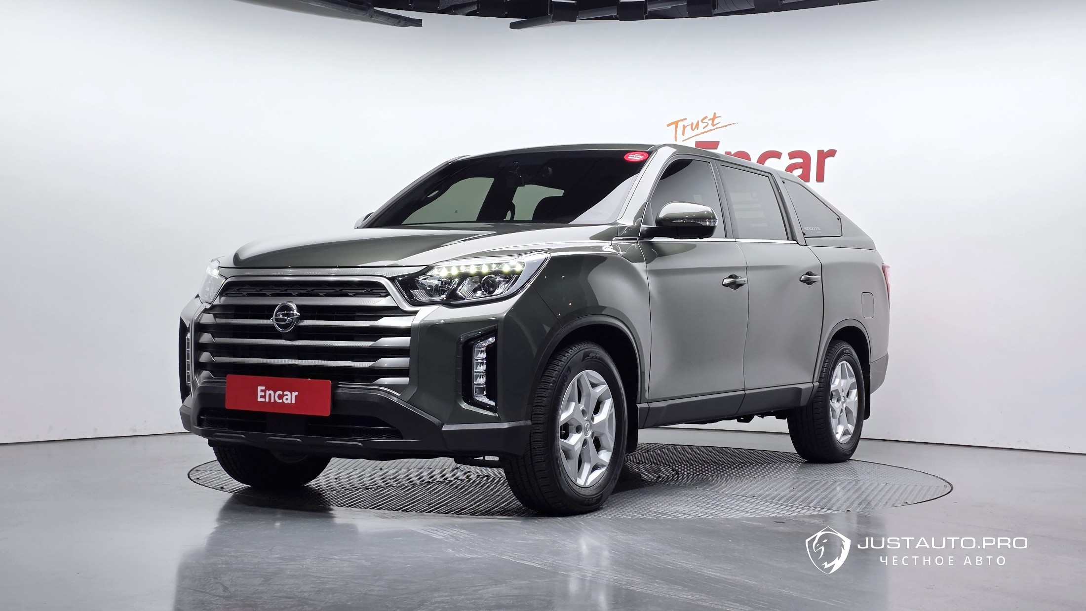 Автомобиль KG_Mobility_Ssangyong Rexton