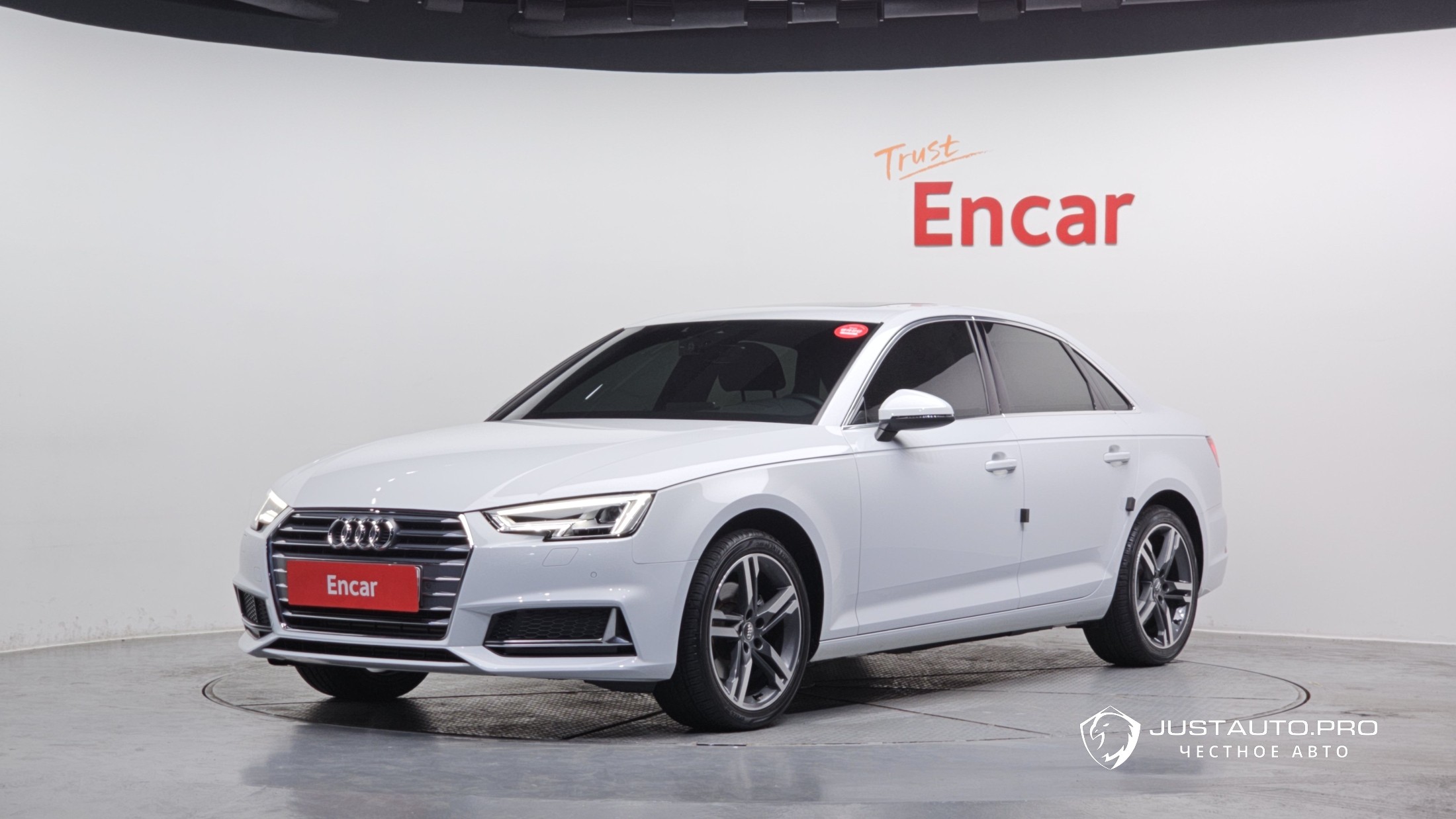 Автомобиль Audi A4