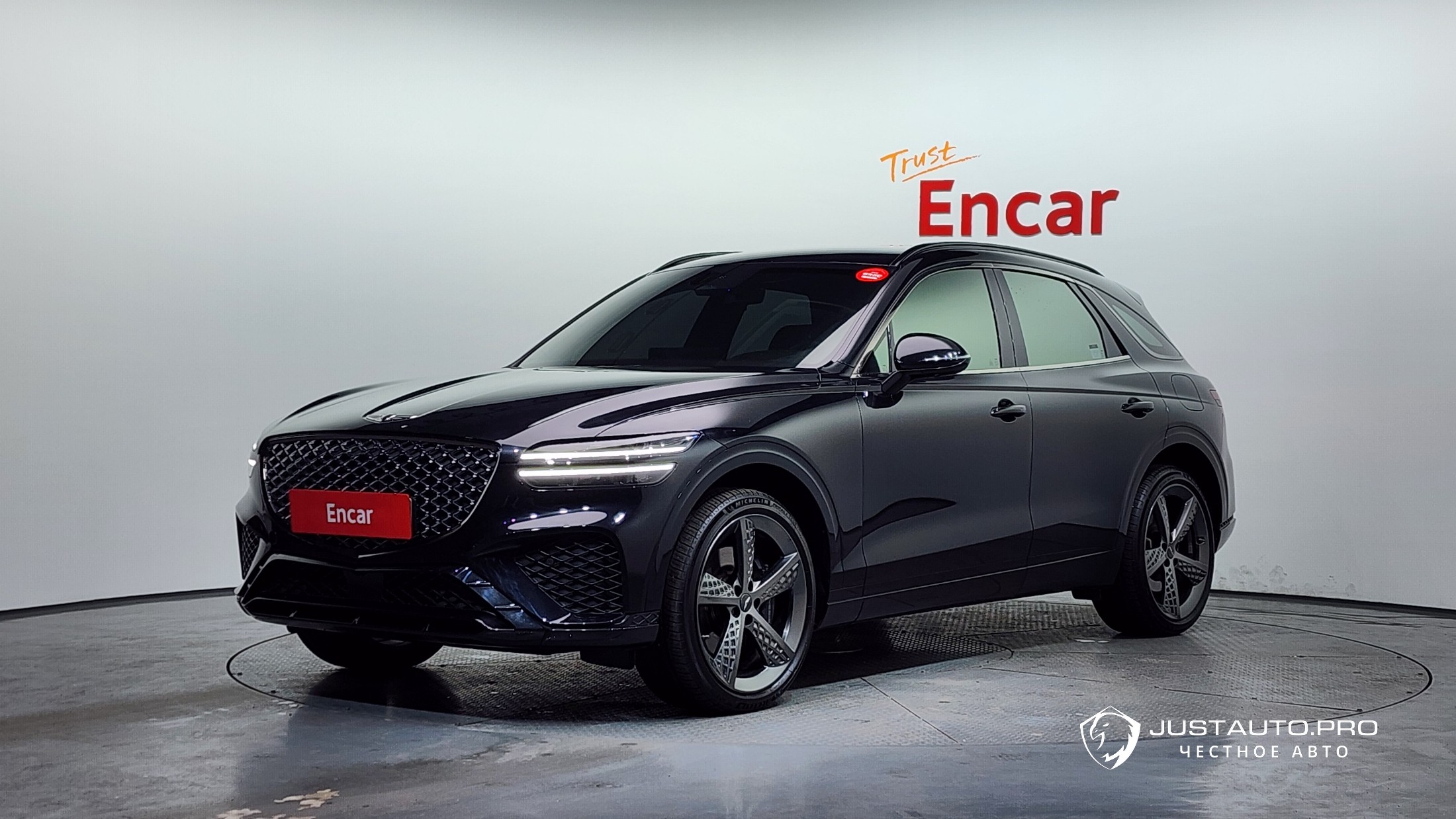 Автомобиль Genesis GV70