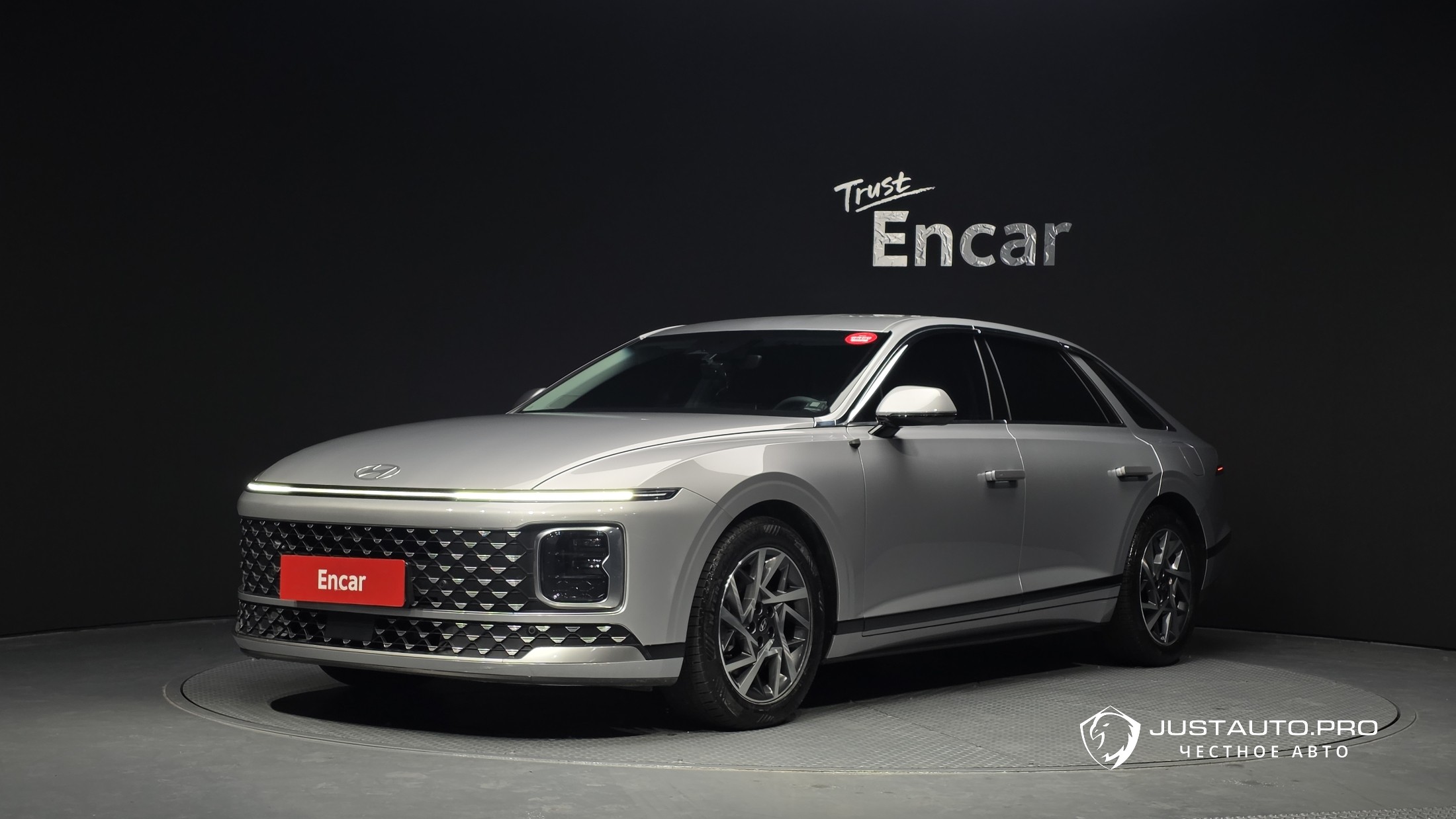 Автомобиль Hyundai Grandeur