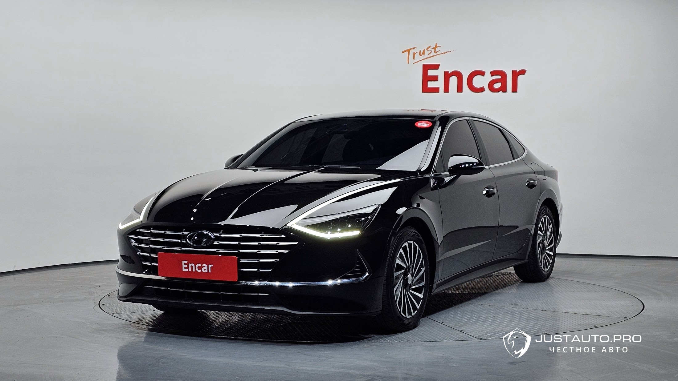 Автомобиль Hyundai Sonata