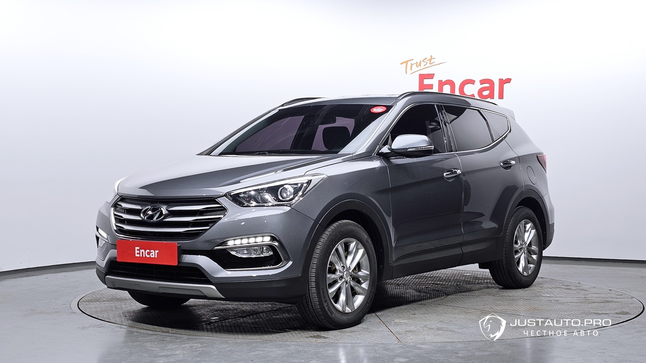 Автомобиль Hyundai Santafe