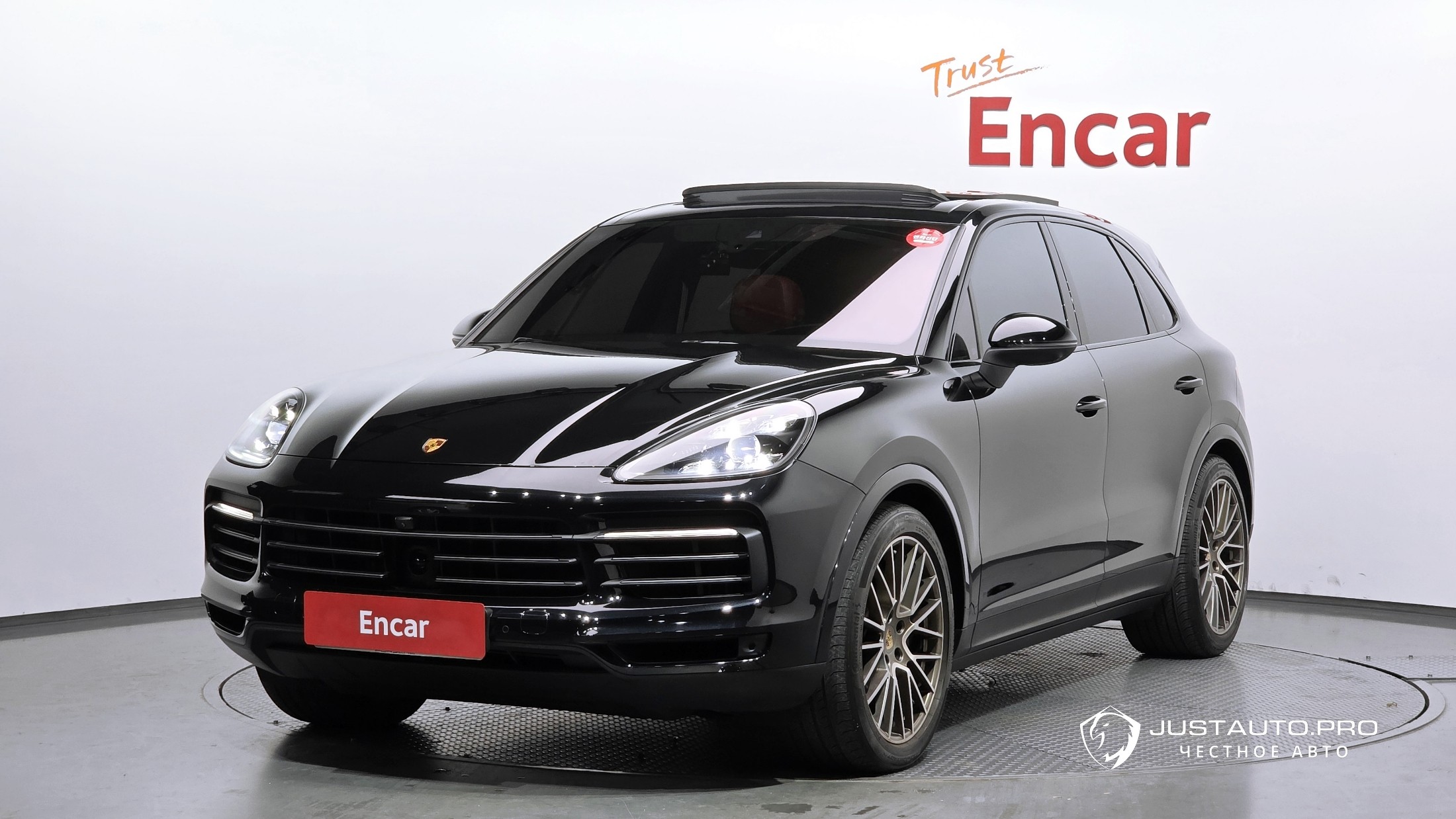 Автомобиль Porsche Cayenne