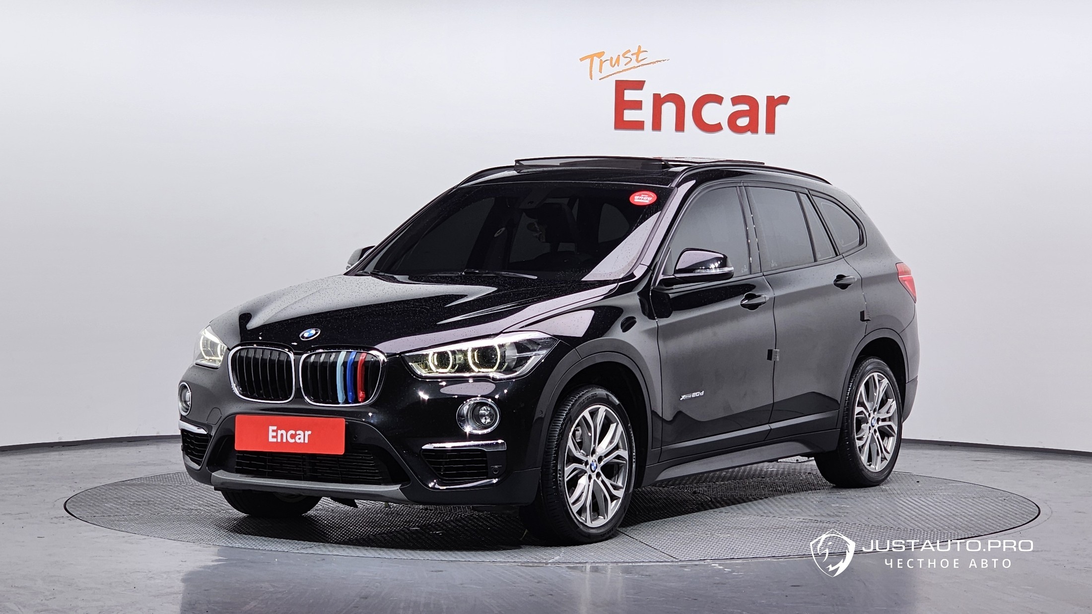 Автомобиль BMW X1