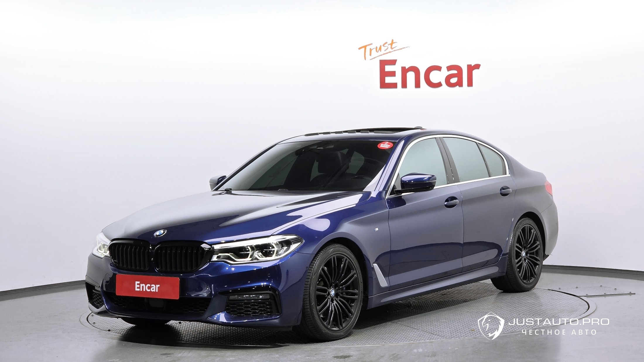Автомобиль BMW 5-Series