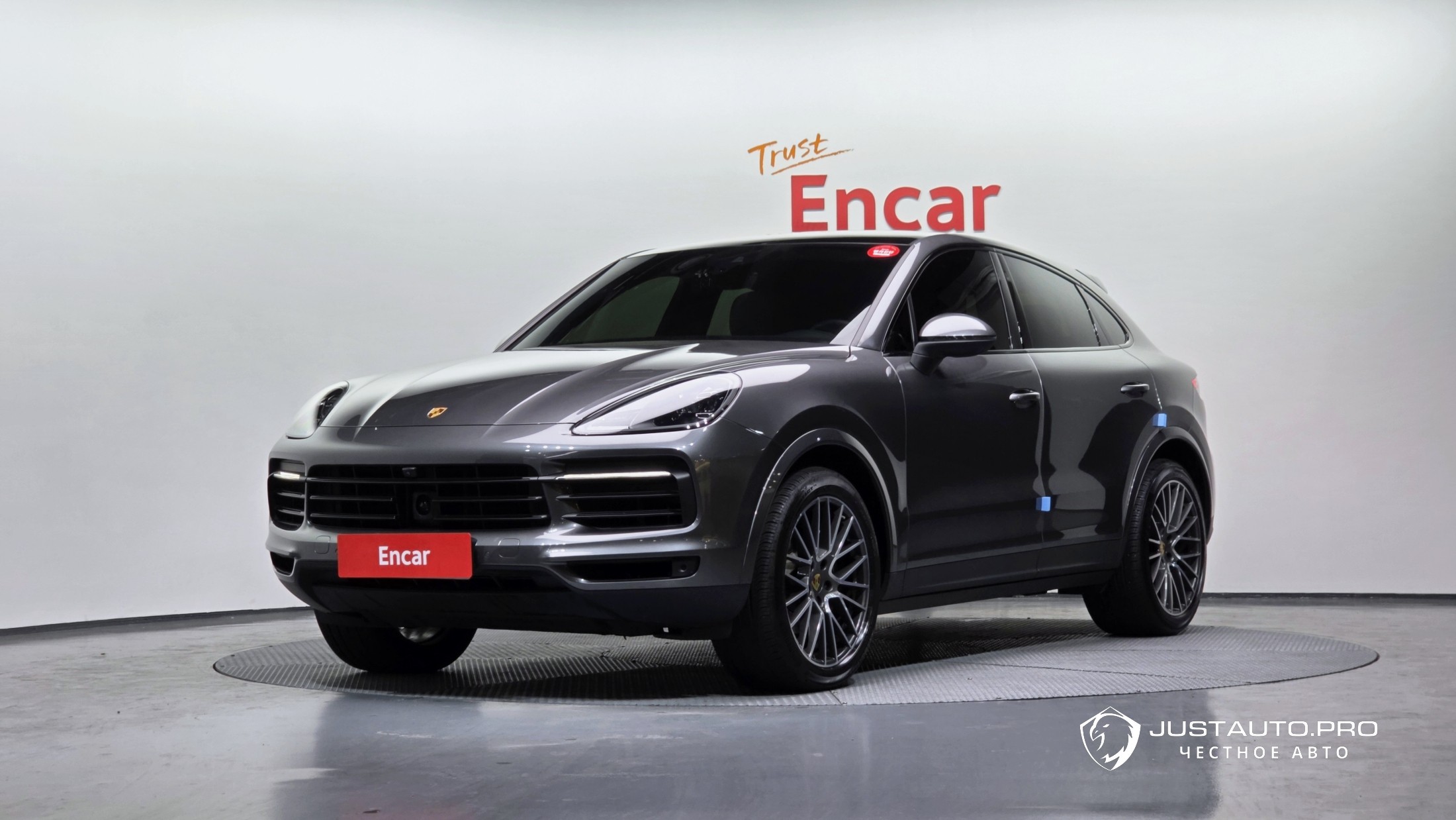 Автомобиль Porsche Cayenne