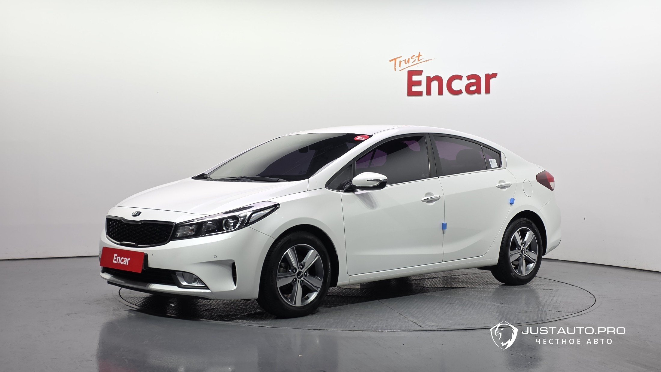 Автомобиль Kia K3