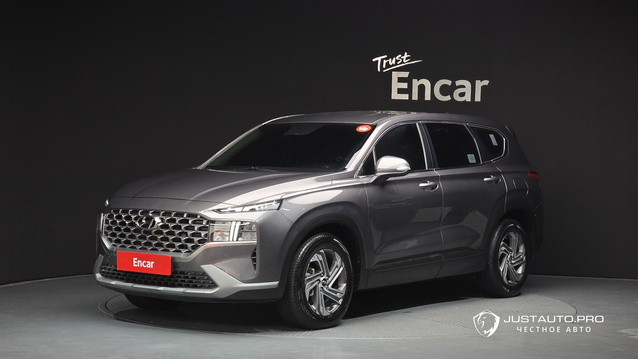 Автомобиль Hyundai Santafe