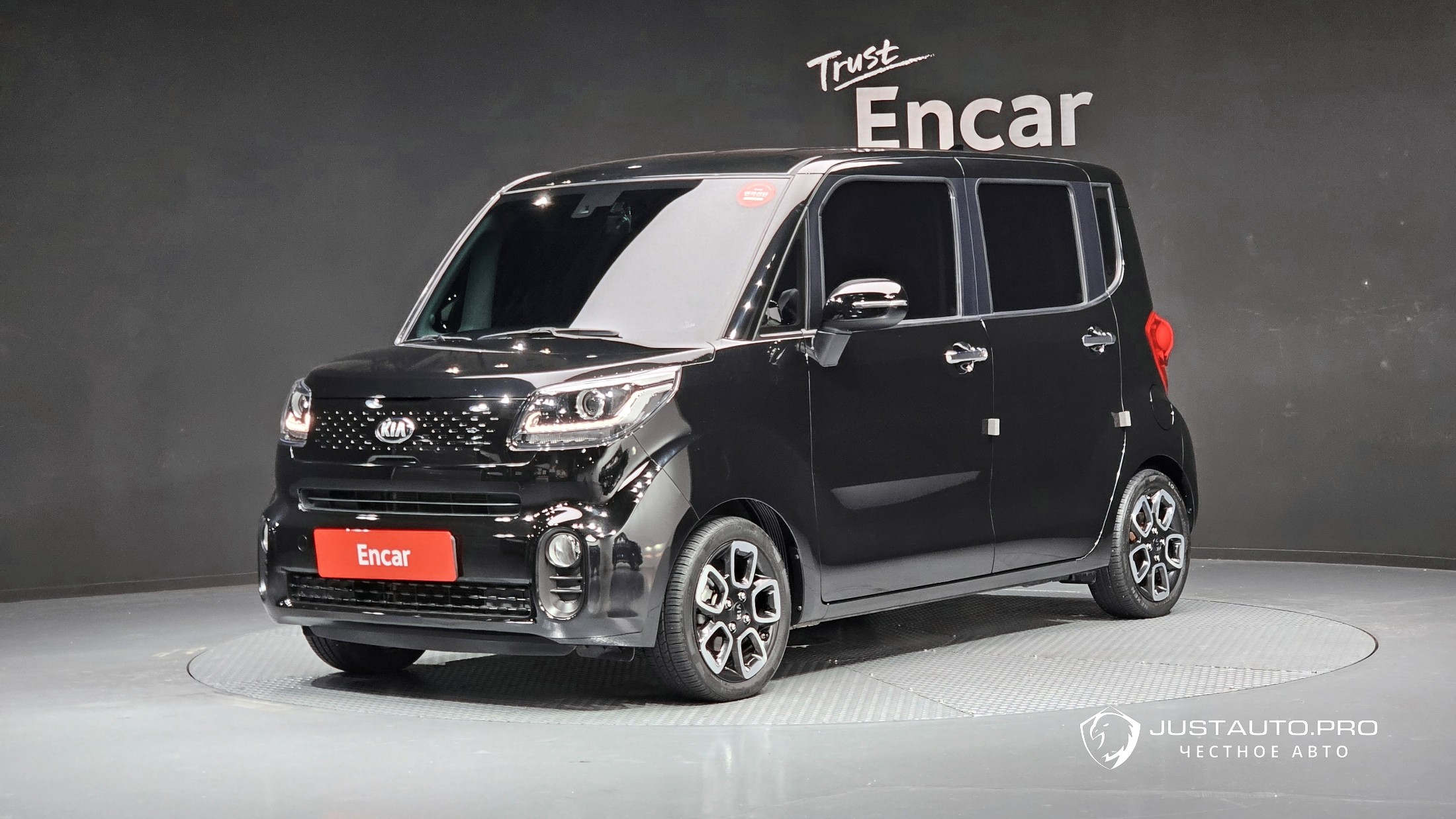 Автомобиль Kia RAY