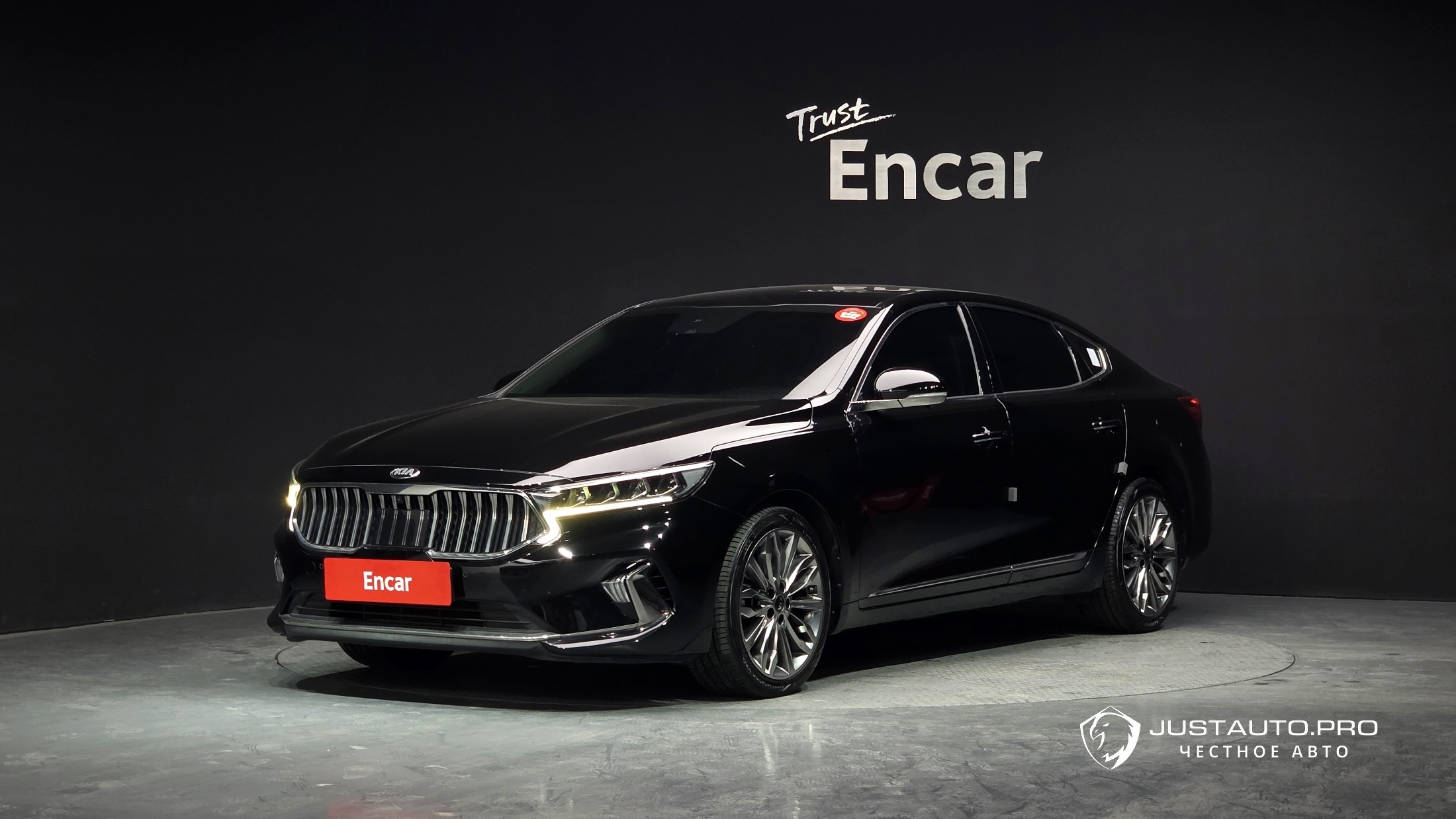 Автомобиль Kia K7