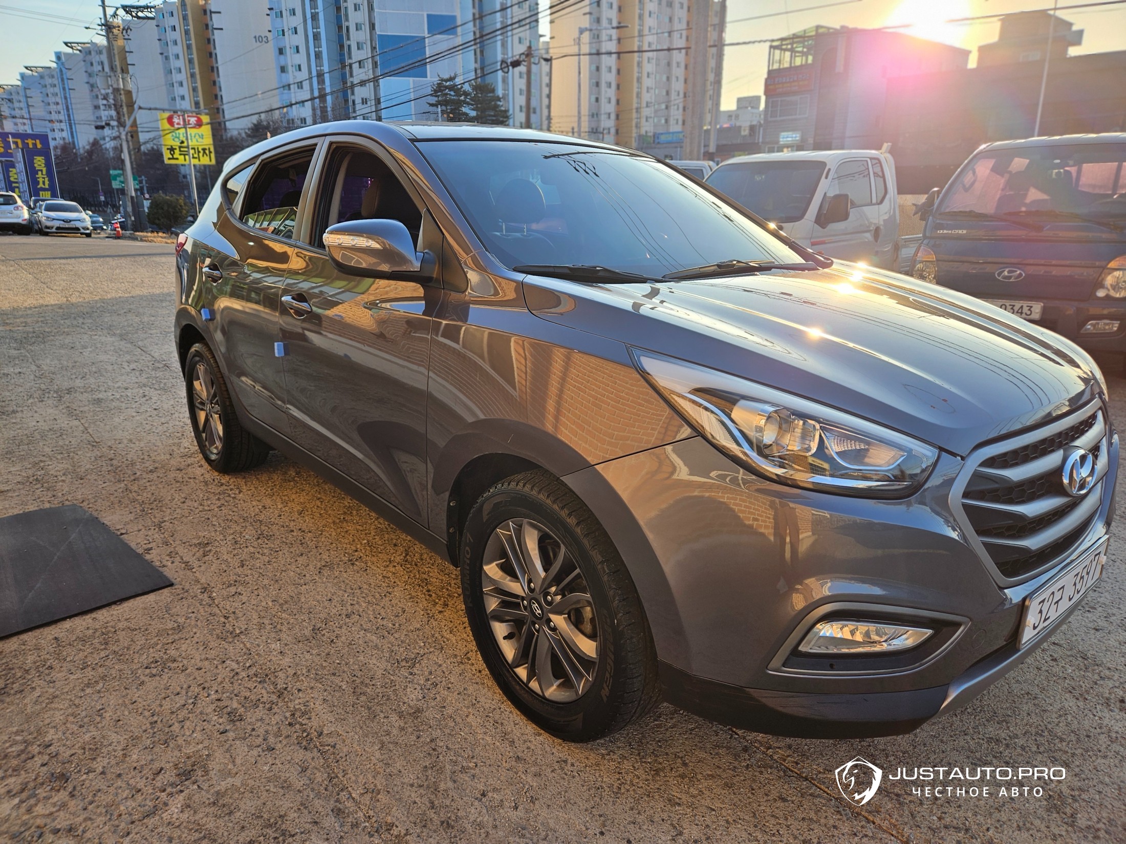 Автомобиль Hyundai Tucson