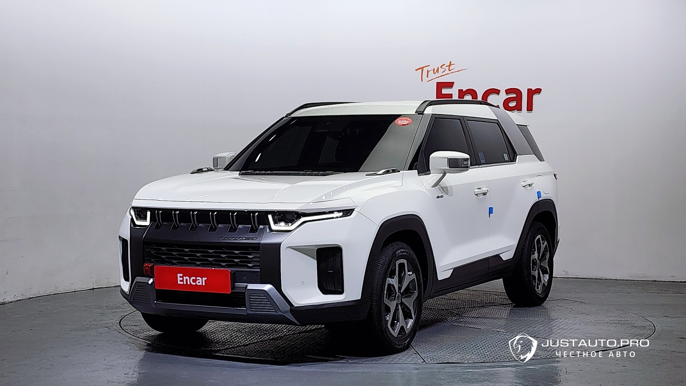 Автомобиль KG_Mobility_Ssangyong Torres