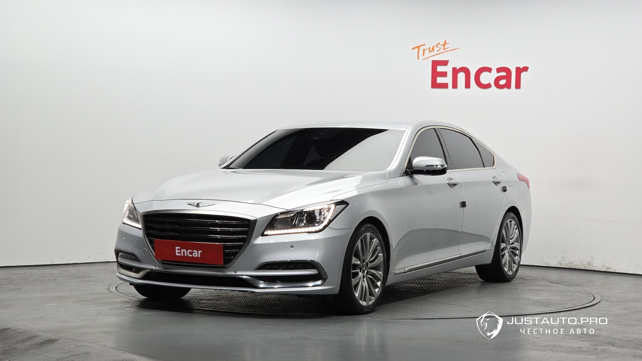 Автомобиль Genesis G80