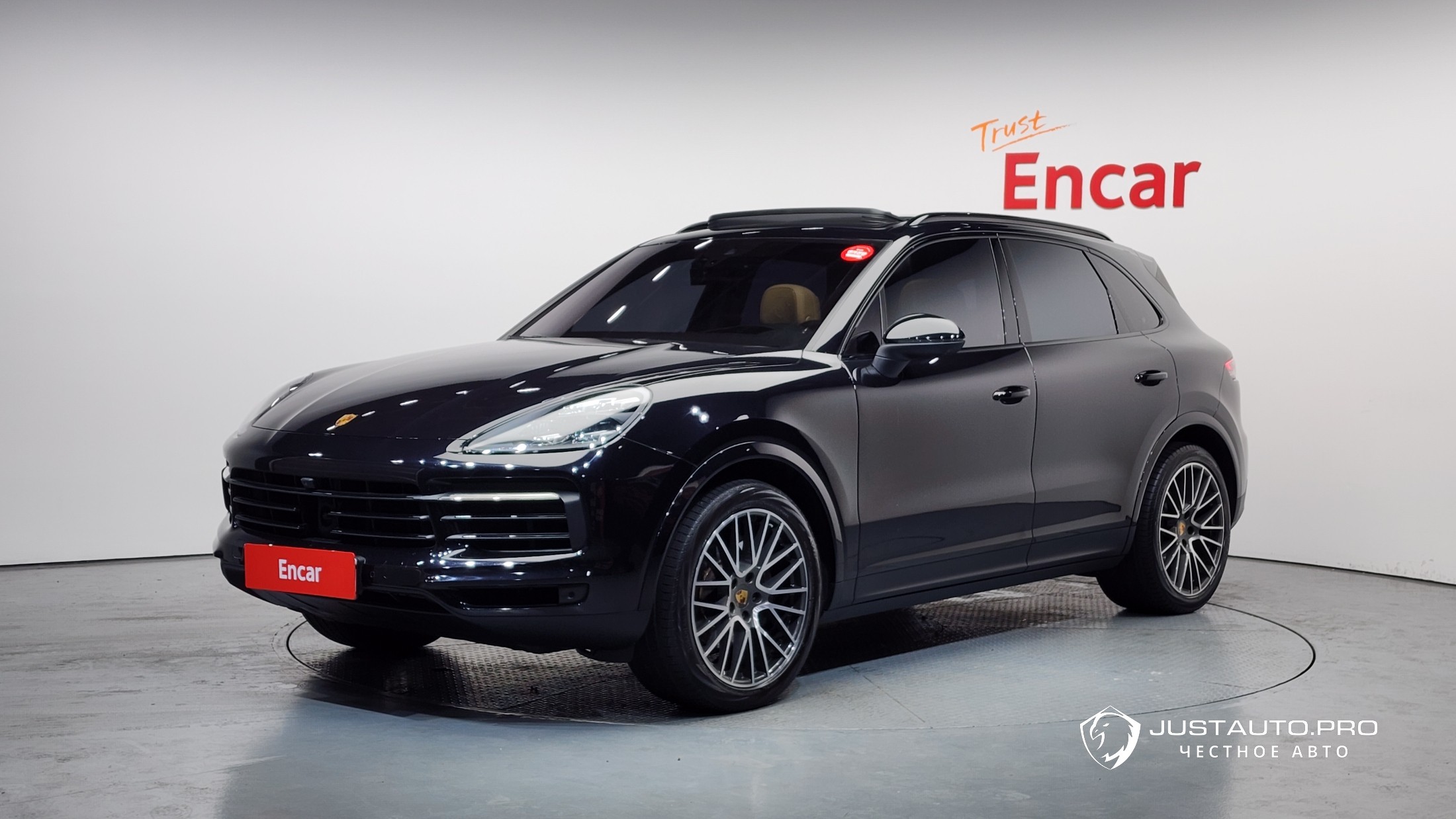 Автомобиль Porsche Cayenne