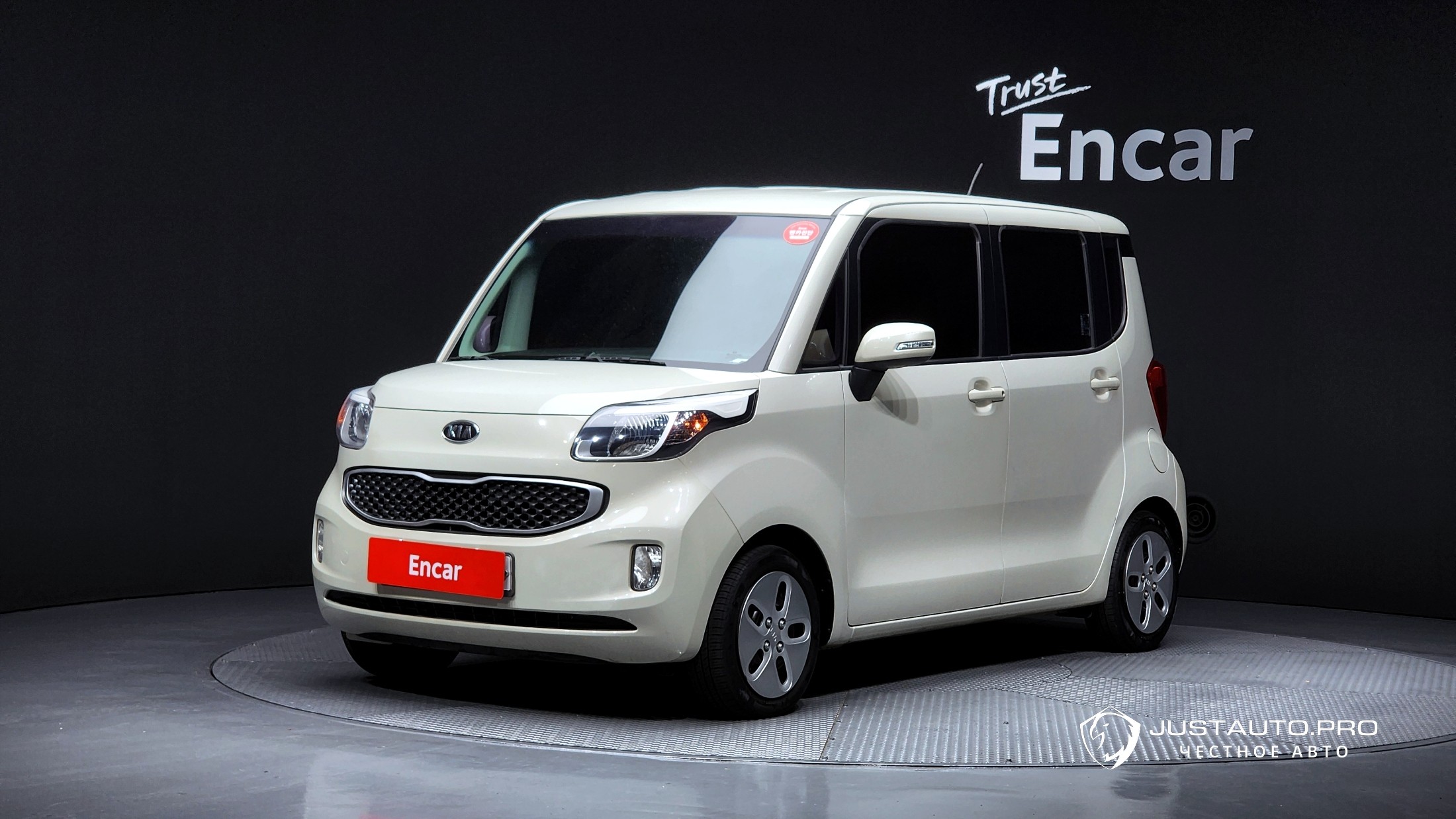 Автомобиль Kia RAY