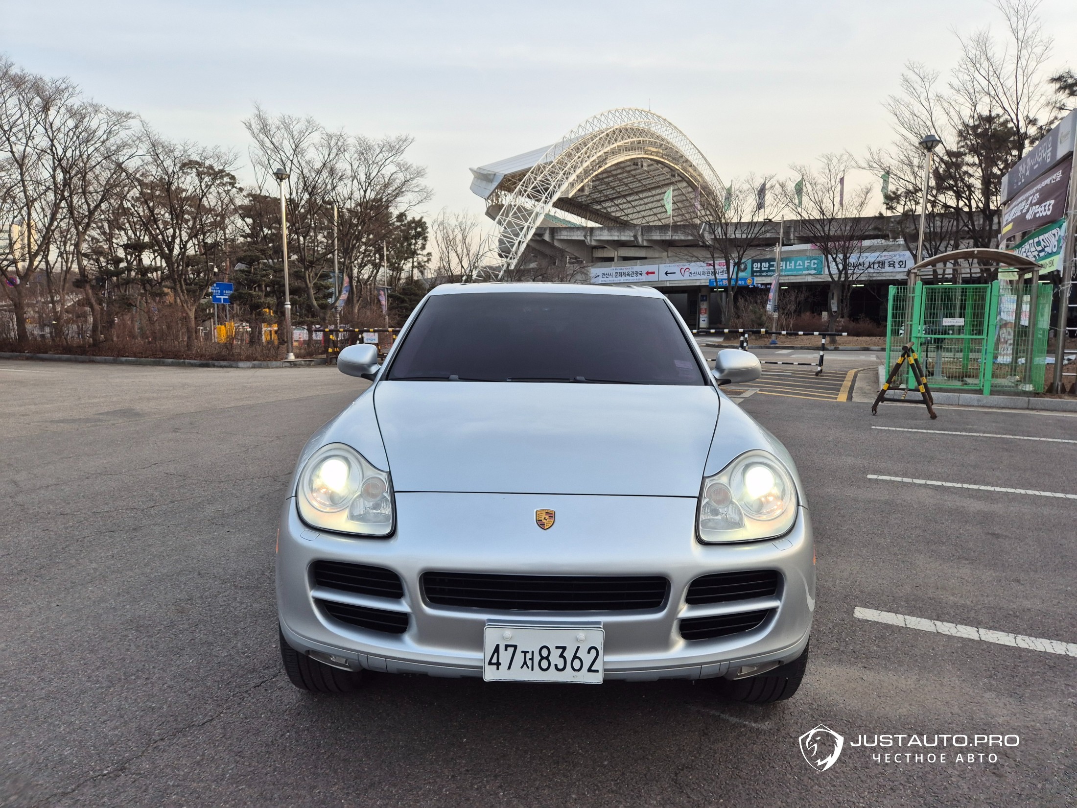 Автомобиль Porsche Cayenne