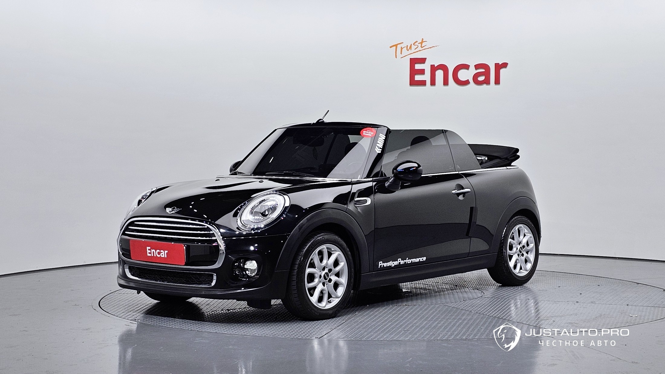 Автомобиль Mini Cooper Convertible