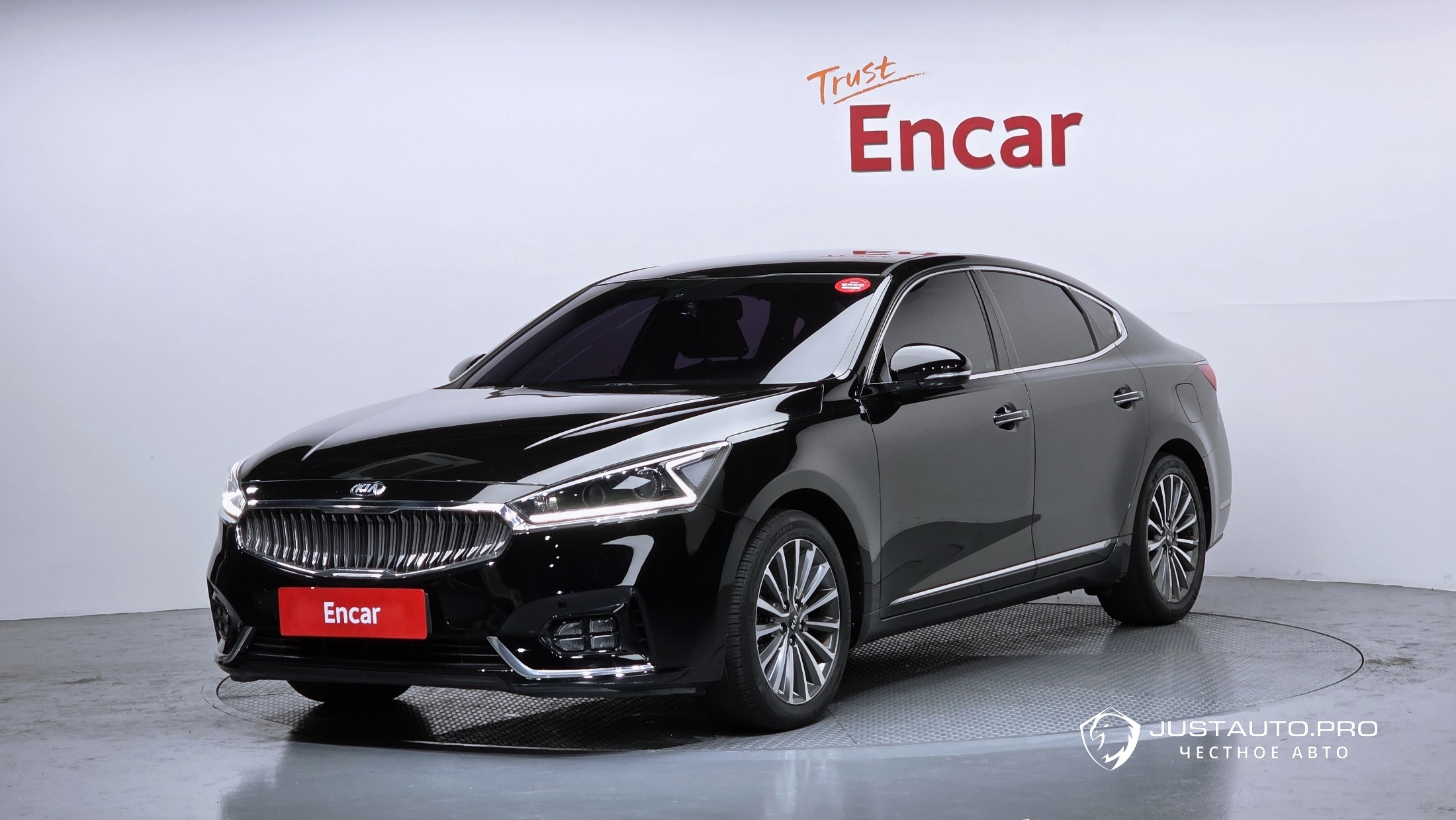 Автомобиль Kia K7