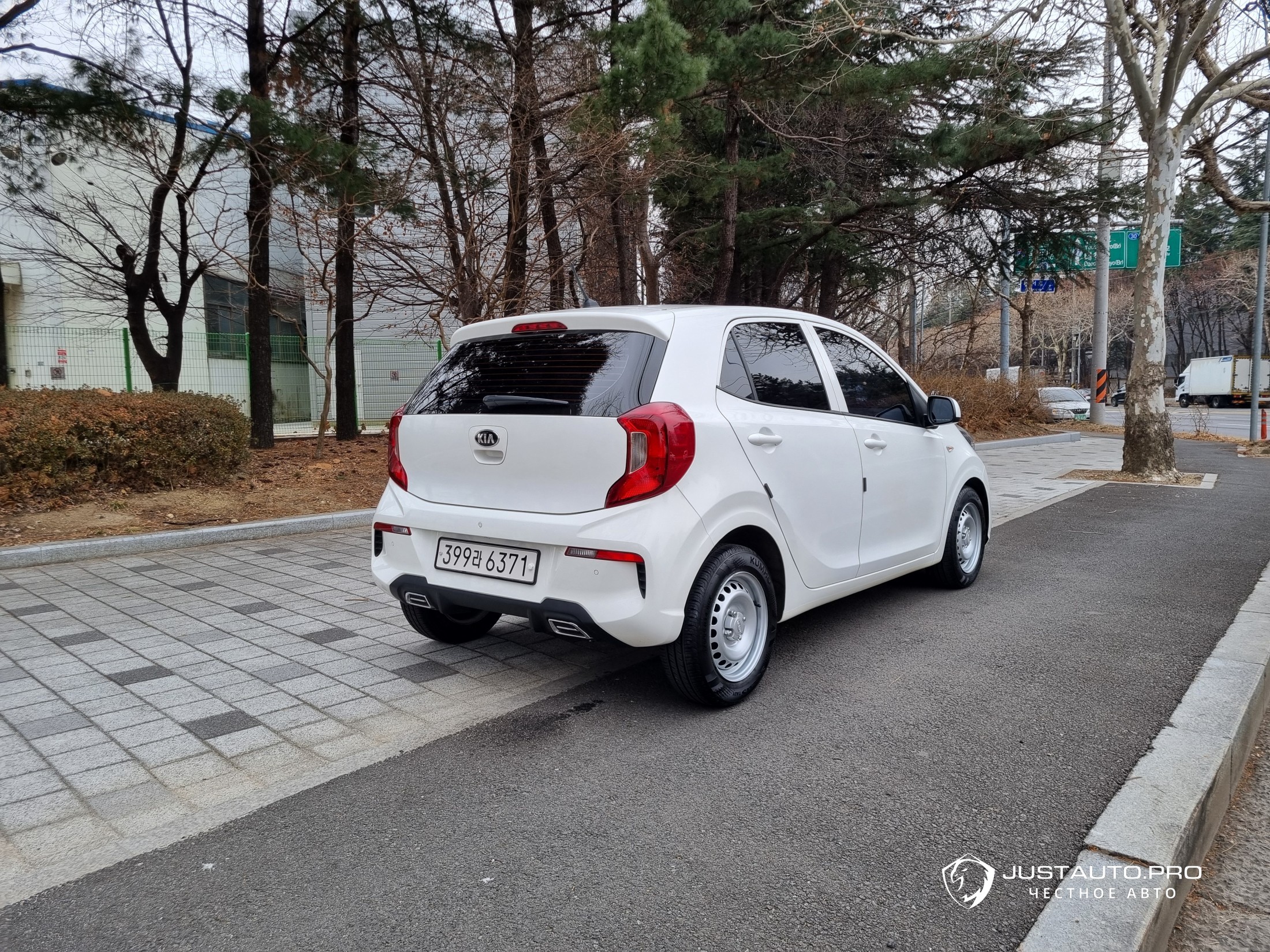 Автомобиль Kia morning