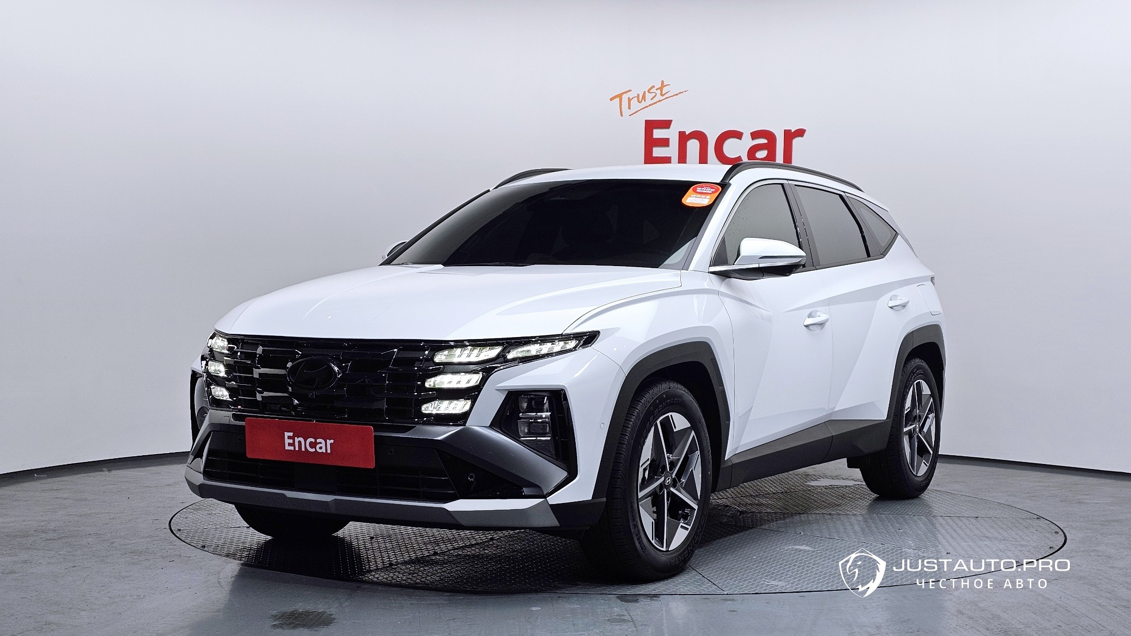 Автомобиль Hyundai Tucson