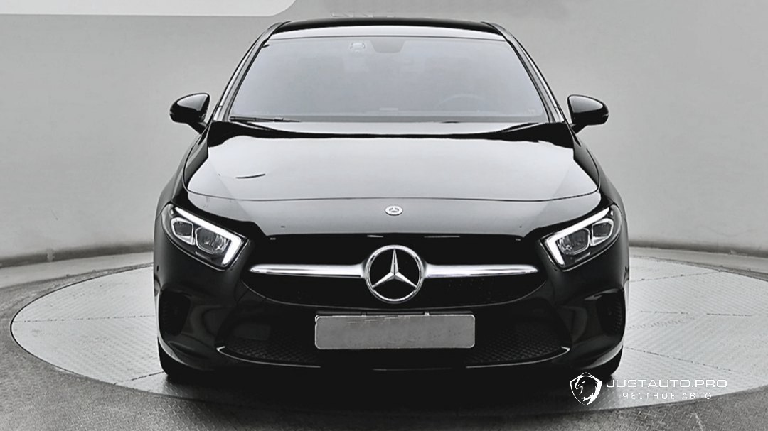 Автомобиль Mercedes-Benz A-Class