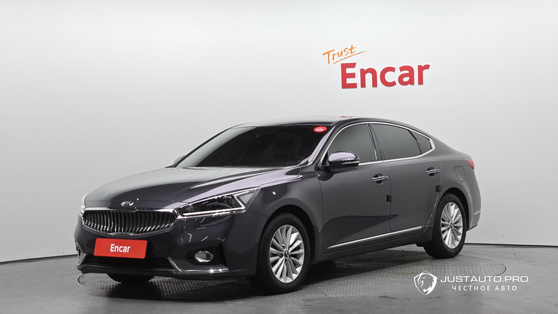 Автомобиль Kia K7