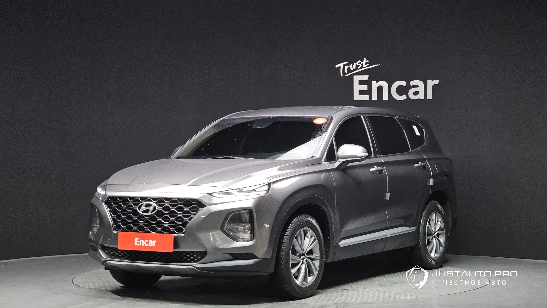 Автомобиль Hyundai Santafe
