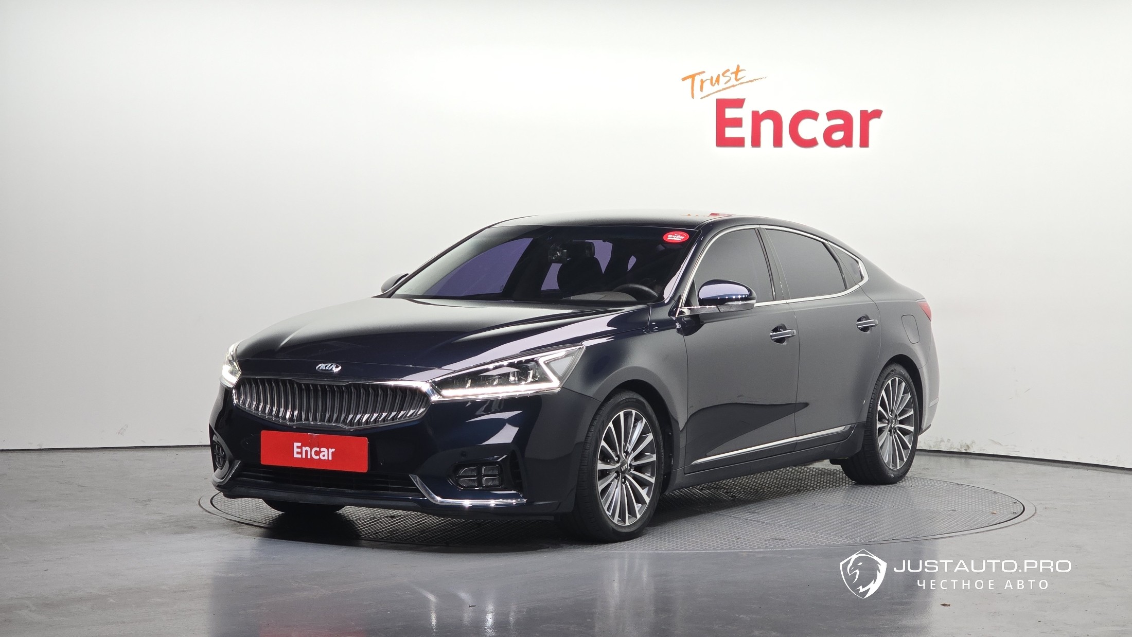 Автомобиль Kia K7