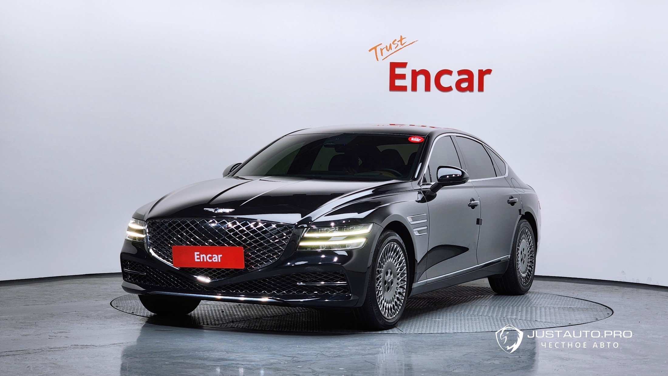 Автомобиль Genesis G80