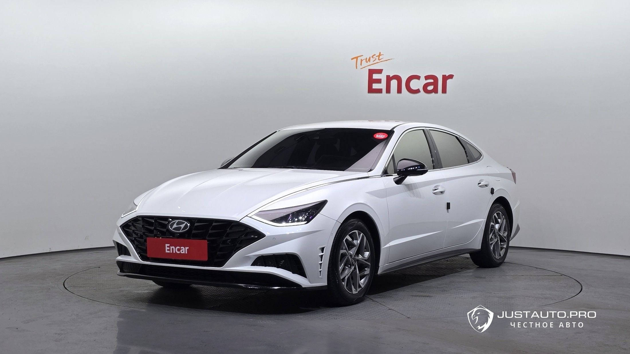 Автомобиль Hyundai Sonata