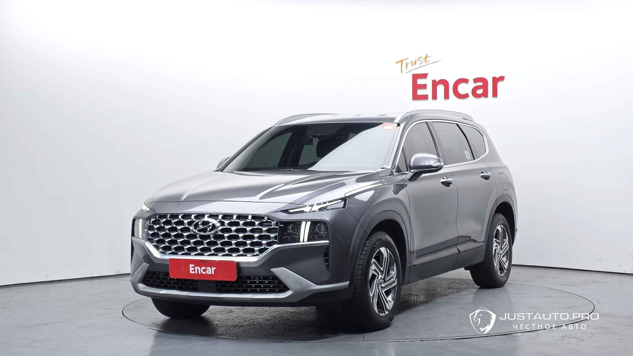 Автомобиль Hyundai Santafe