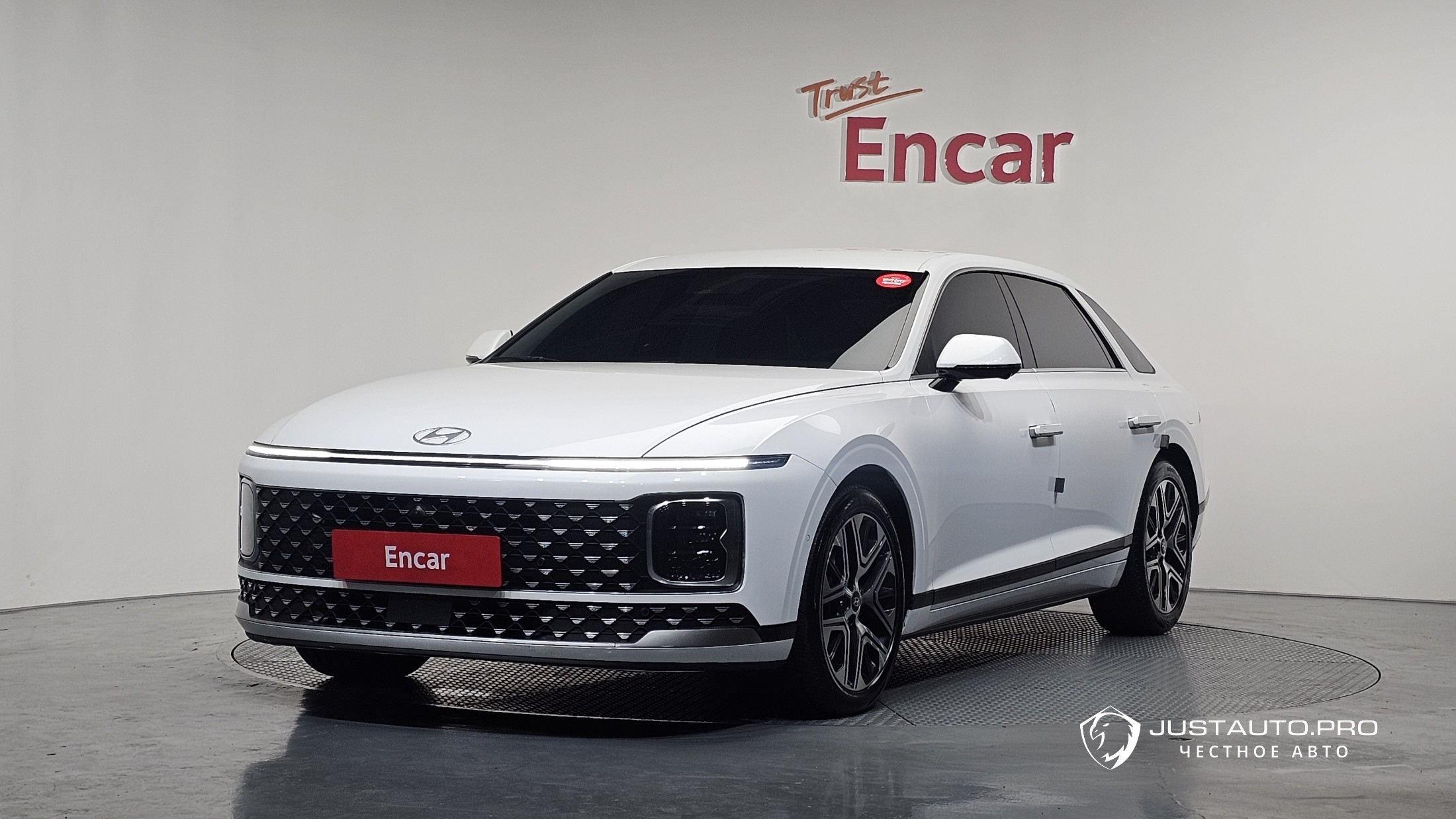 Автомобиль Hyundai Grandeur