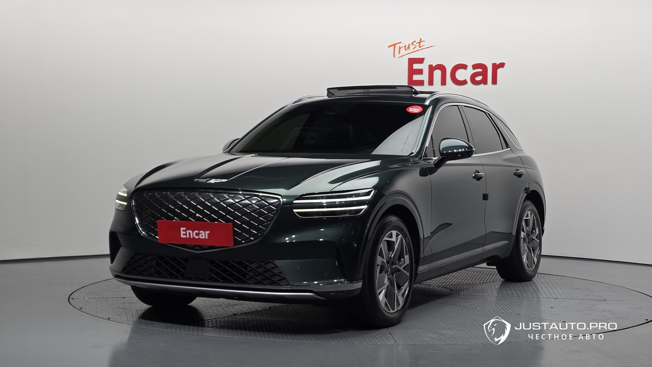 Автомобиль Genesis GV70