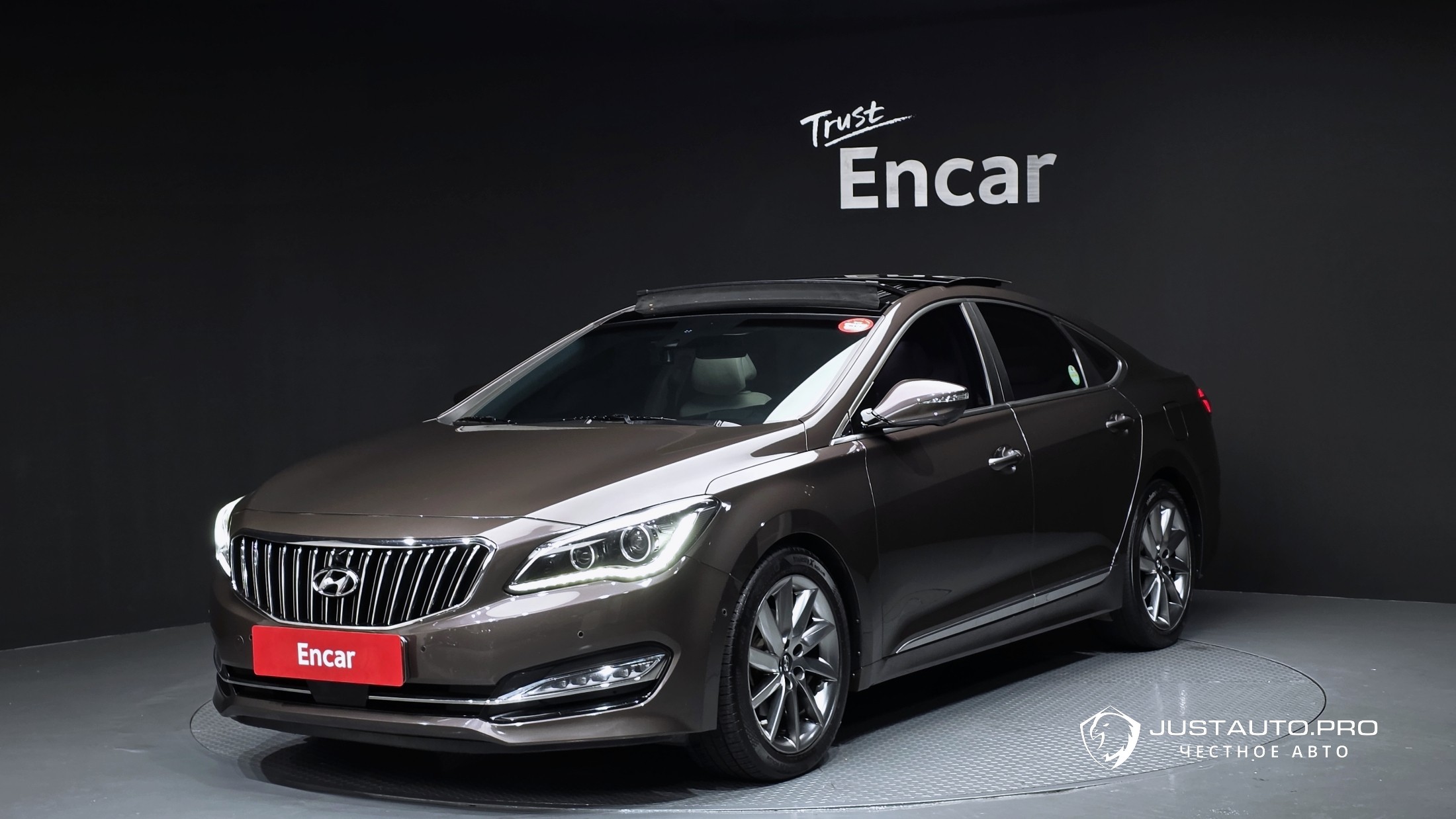 Автомобиль Hyundai Aslan