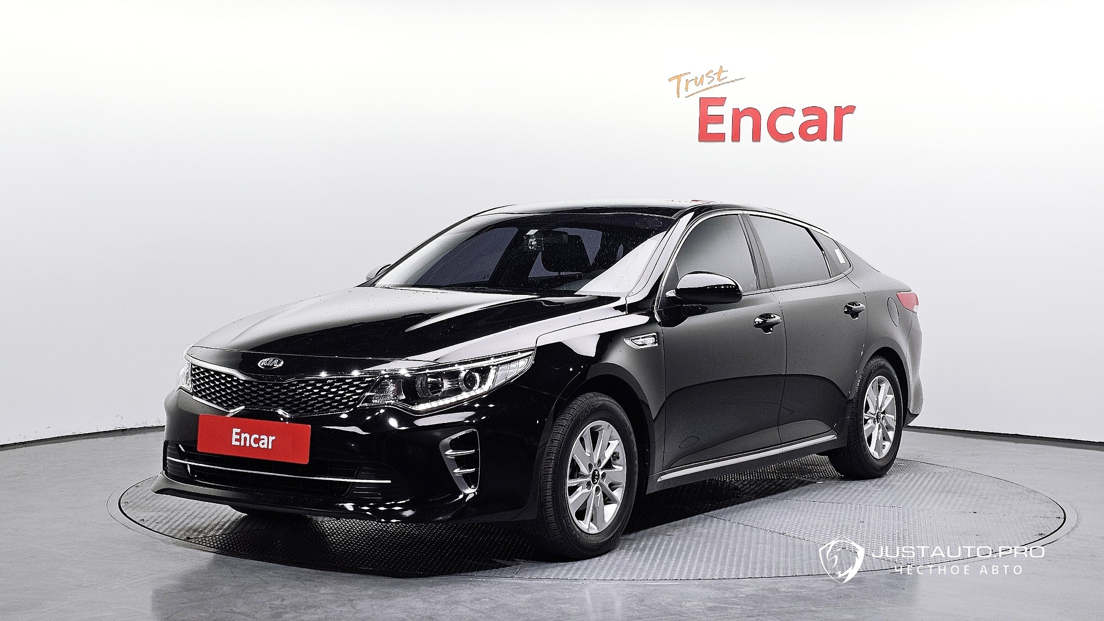 Автомобиль Kia K5