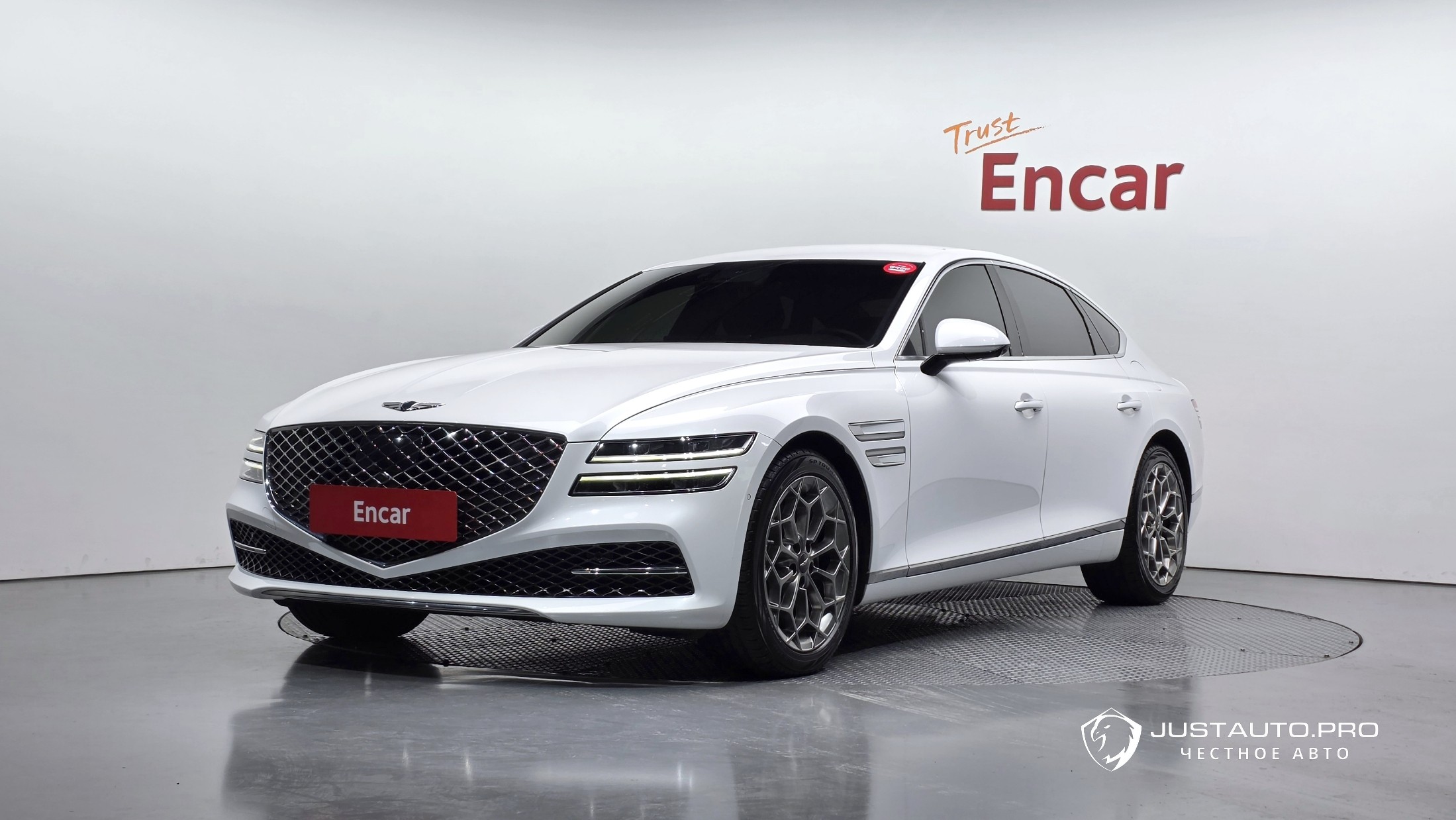 Автомобиль Genesis G80