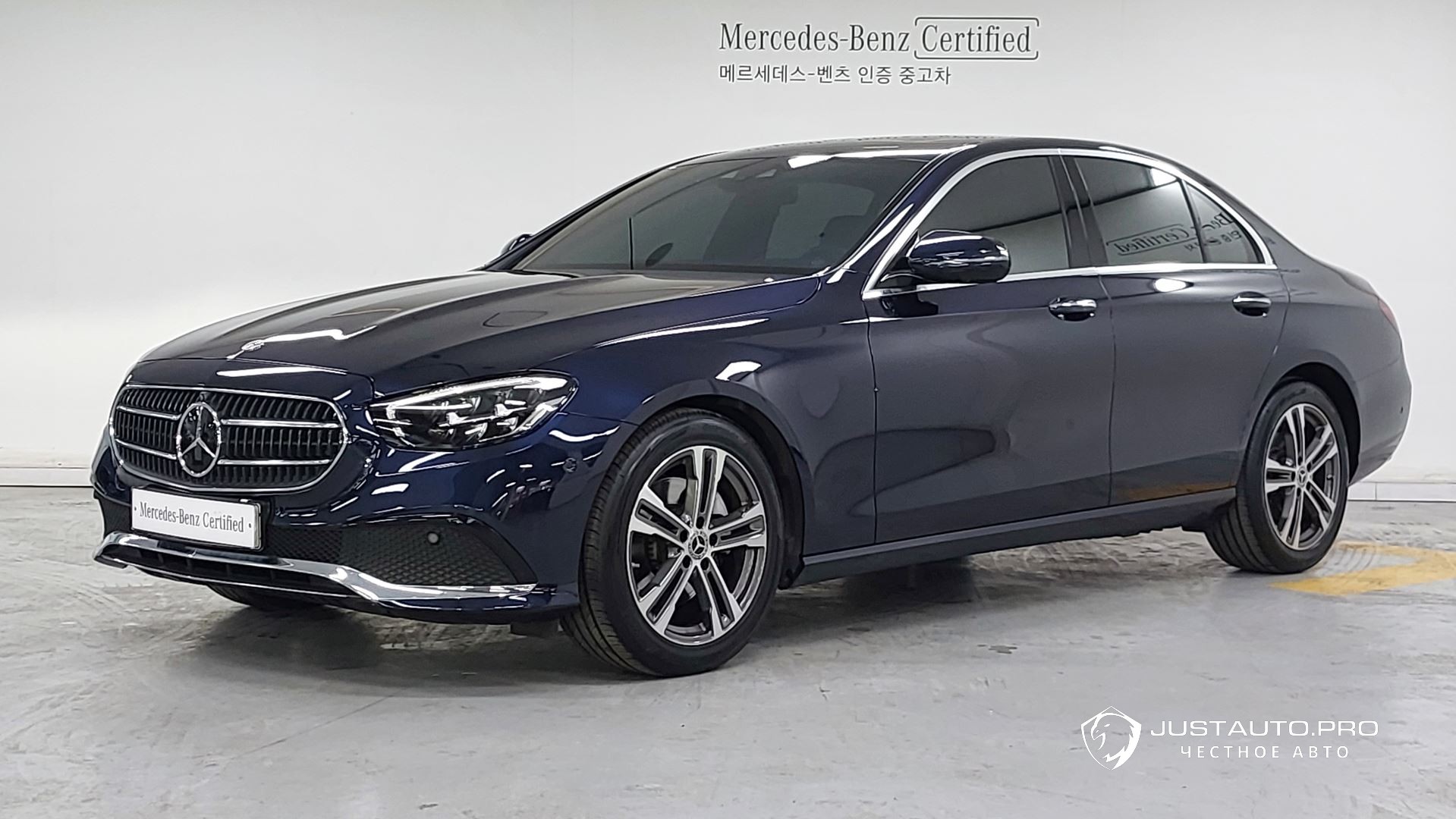 Автомобиль Mercedes-Benz E-Class