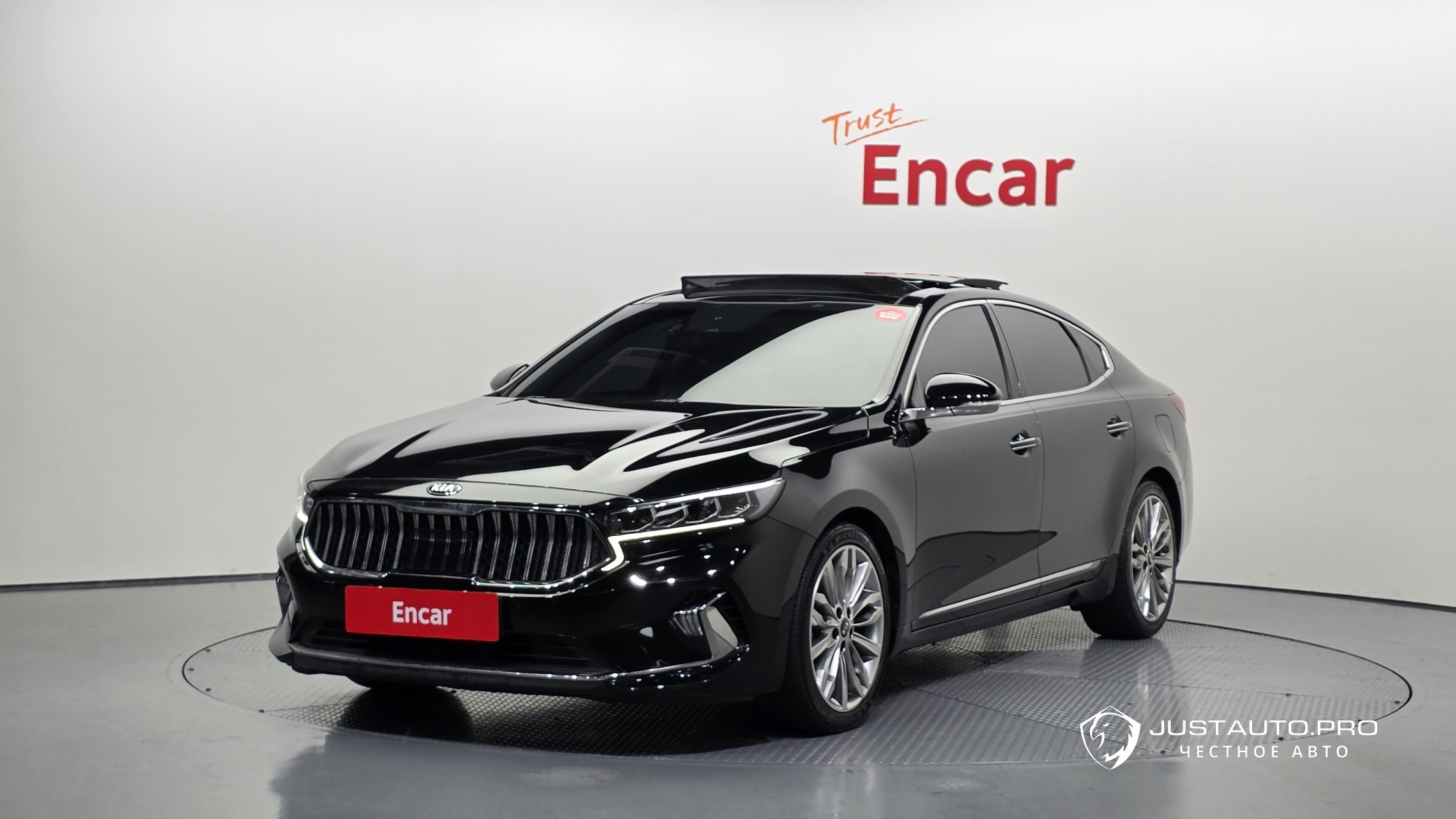 Автомобиль Kia K7