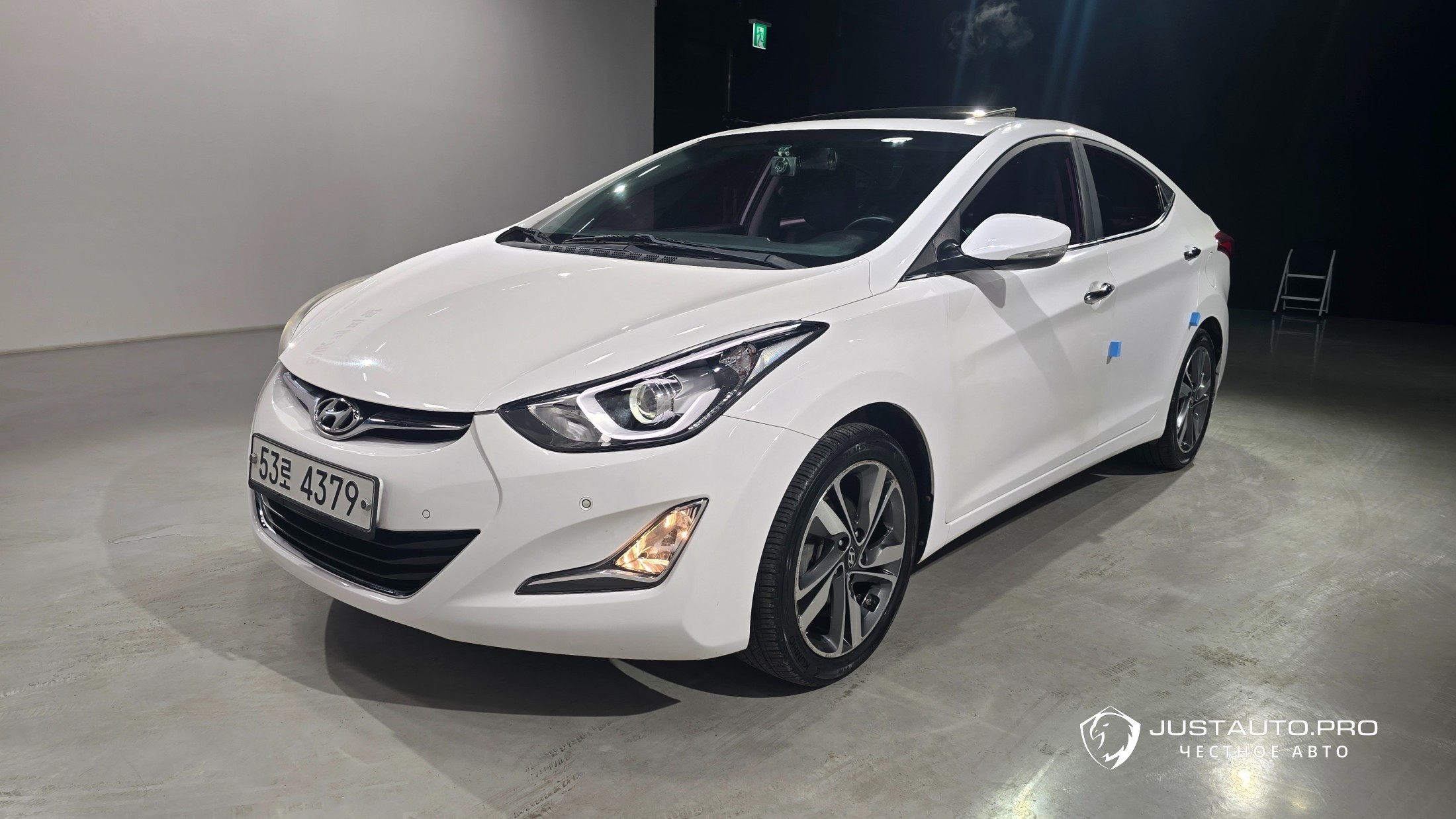 Автомобиль Hyundai AVANTE