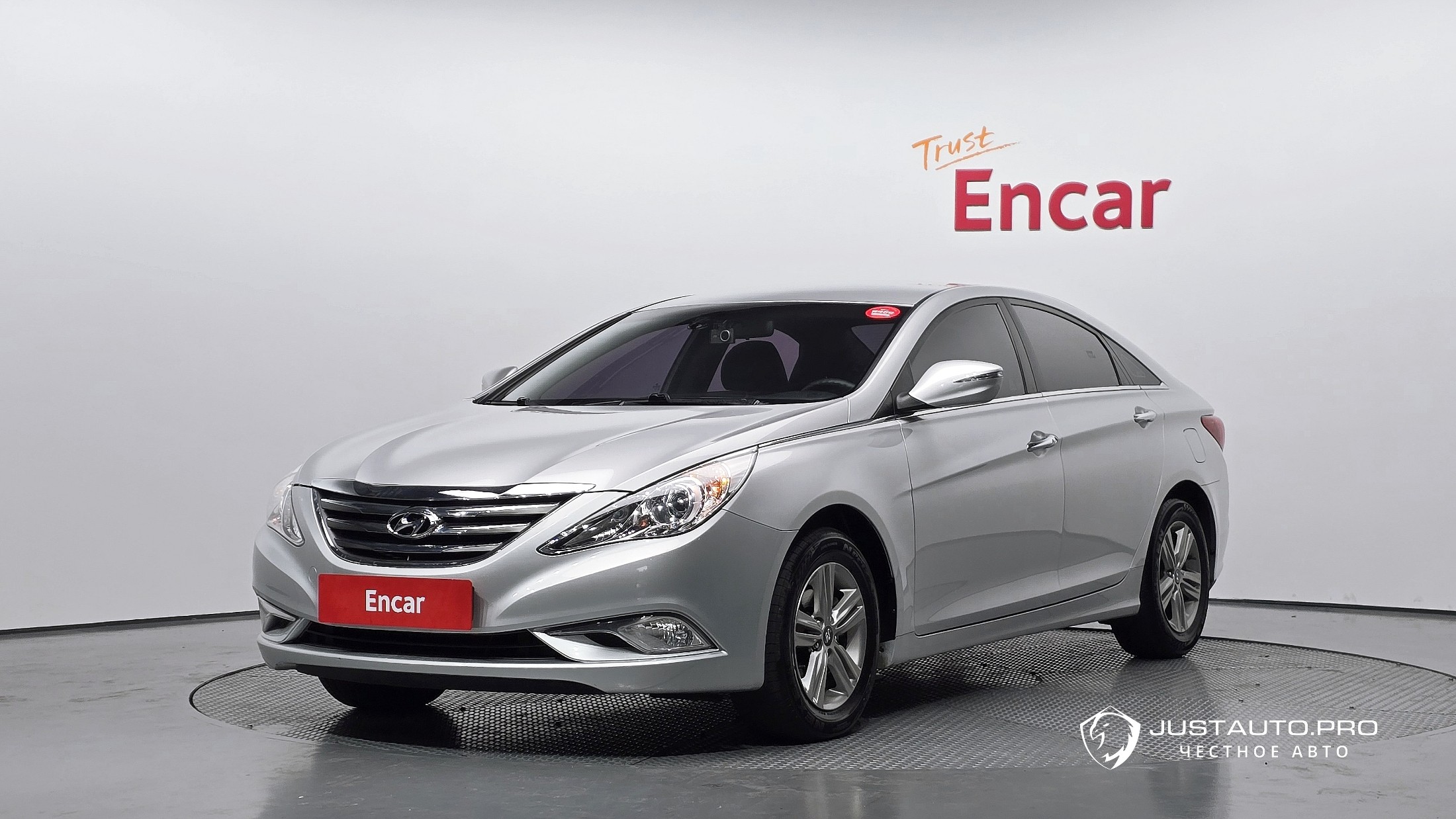 Автомобиль Hyundai Sonata