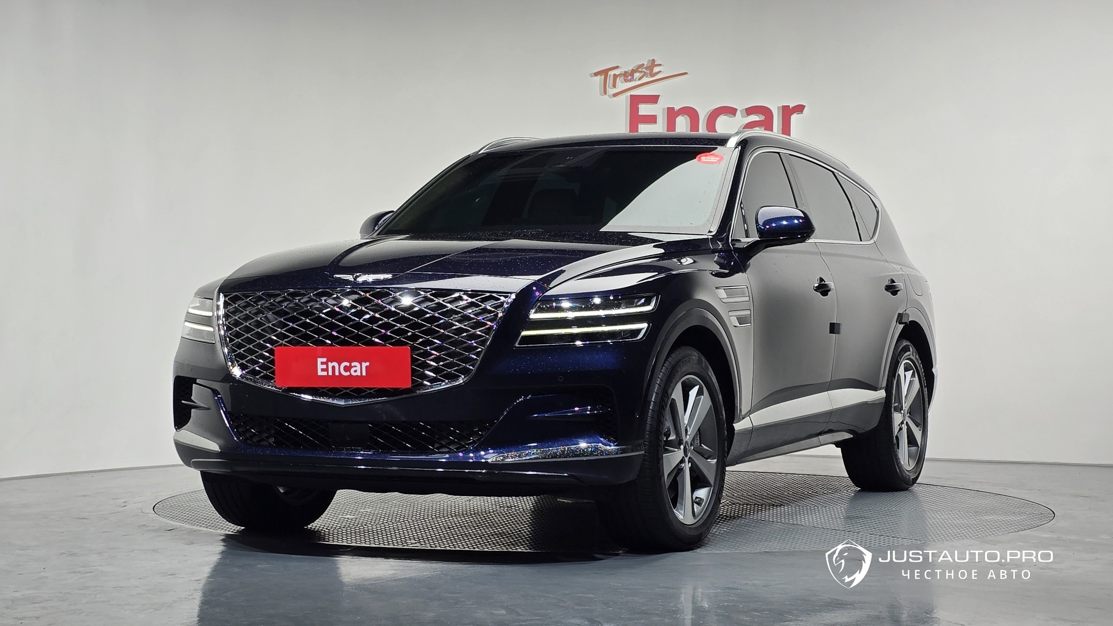 Автомобиль Genesis GV80