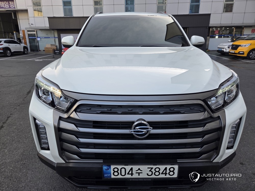 Автомобиль KG_Mobility_Ssangyong Rexton