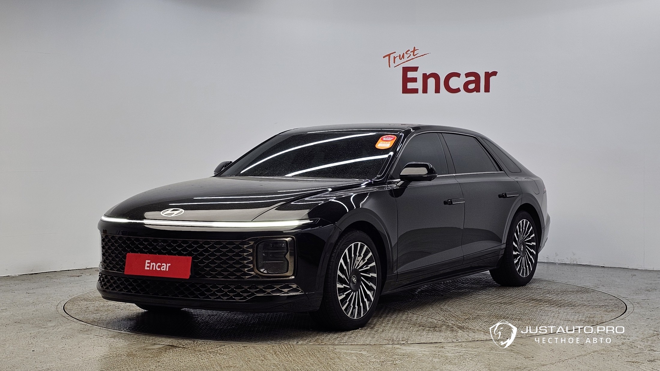 Автомобиль Hyundai Grandeur