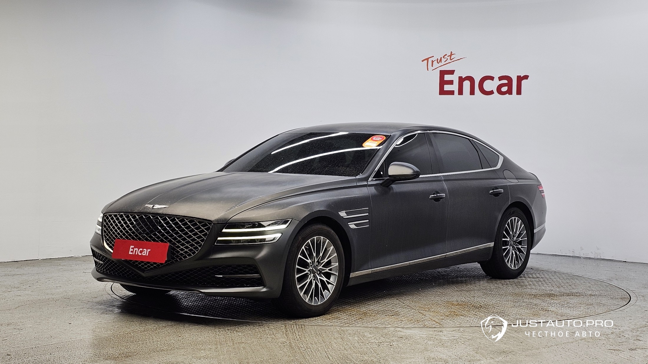 Автомобиль Genesis G80