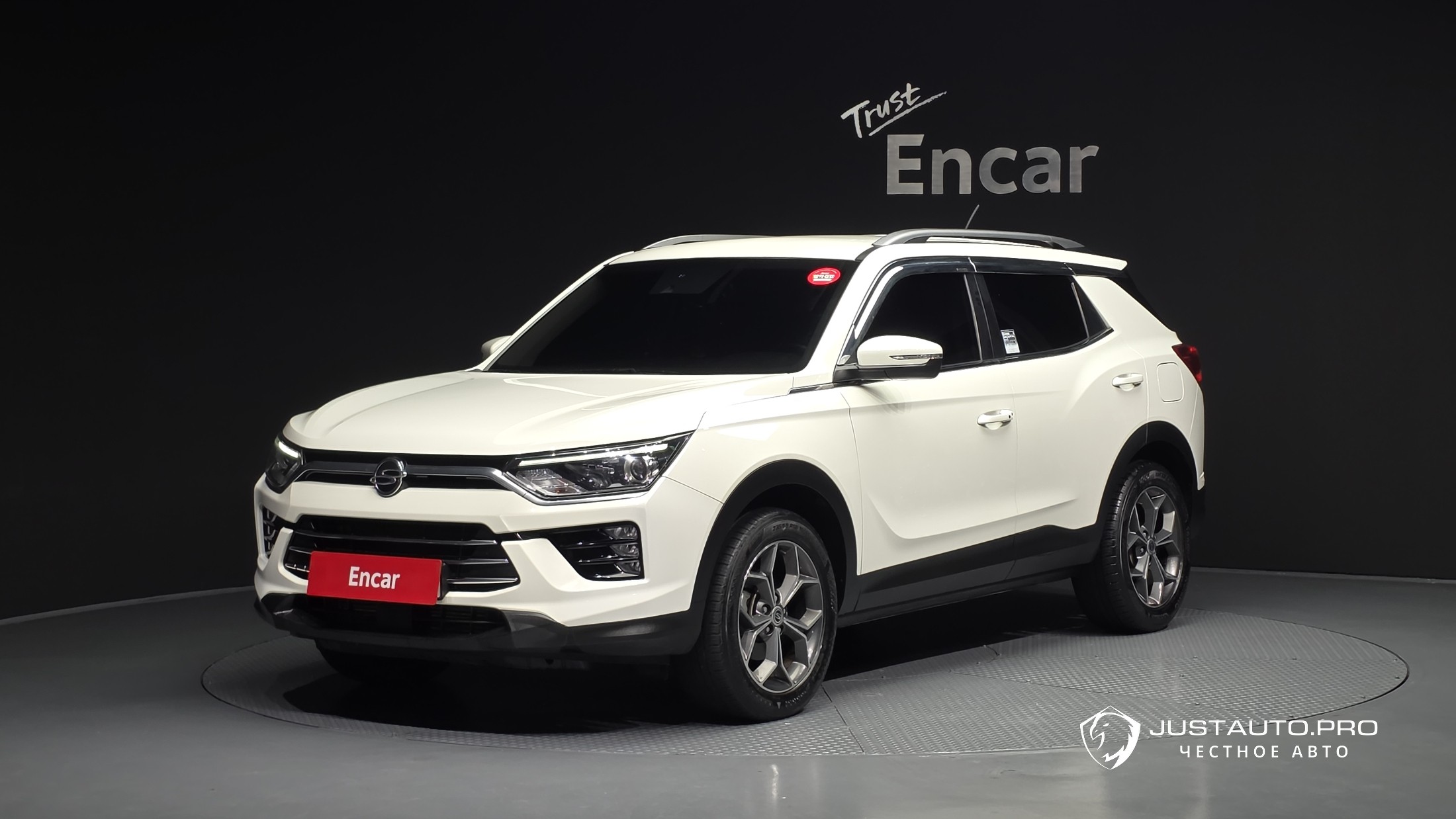 Автомобиль KG_Mobility_Ssangyong KORANDO