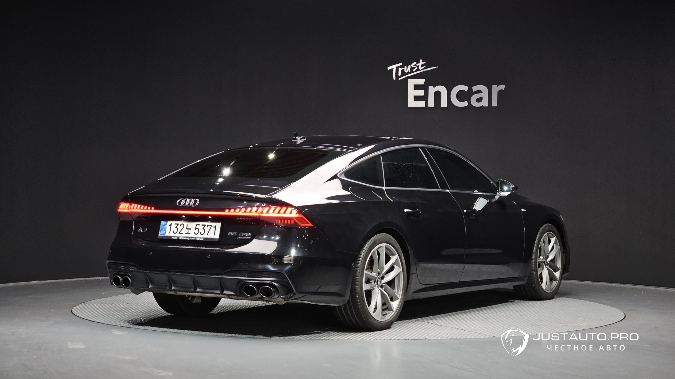 Автомобиль Audi A7